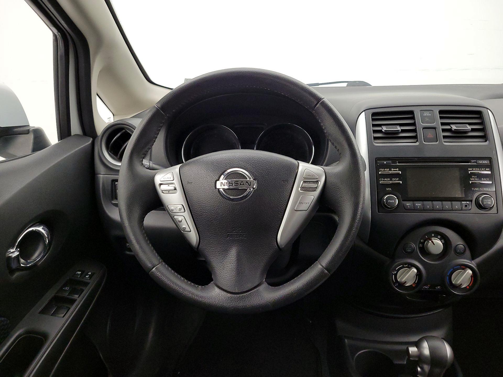 Thumbnail: 2014 Nissan Versa Note - 10