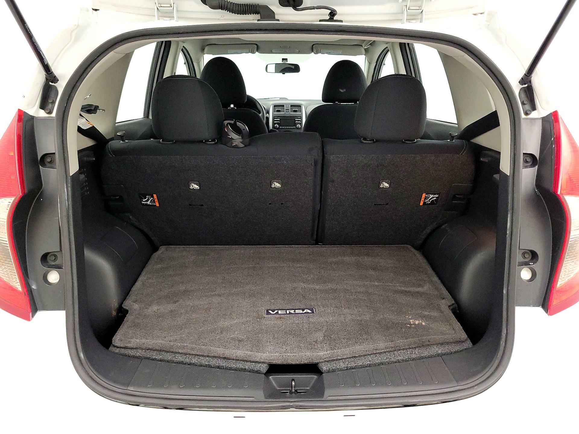 Thumbnail: 2014 Nissan Versa Note - 20