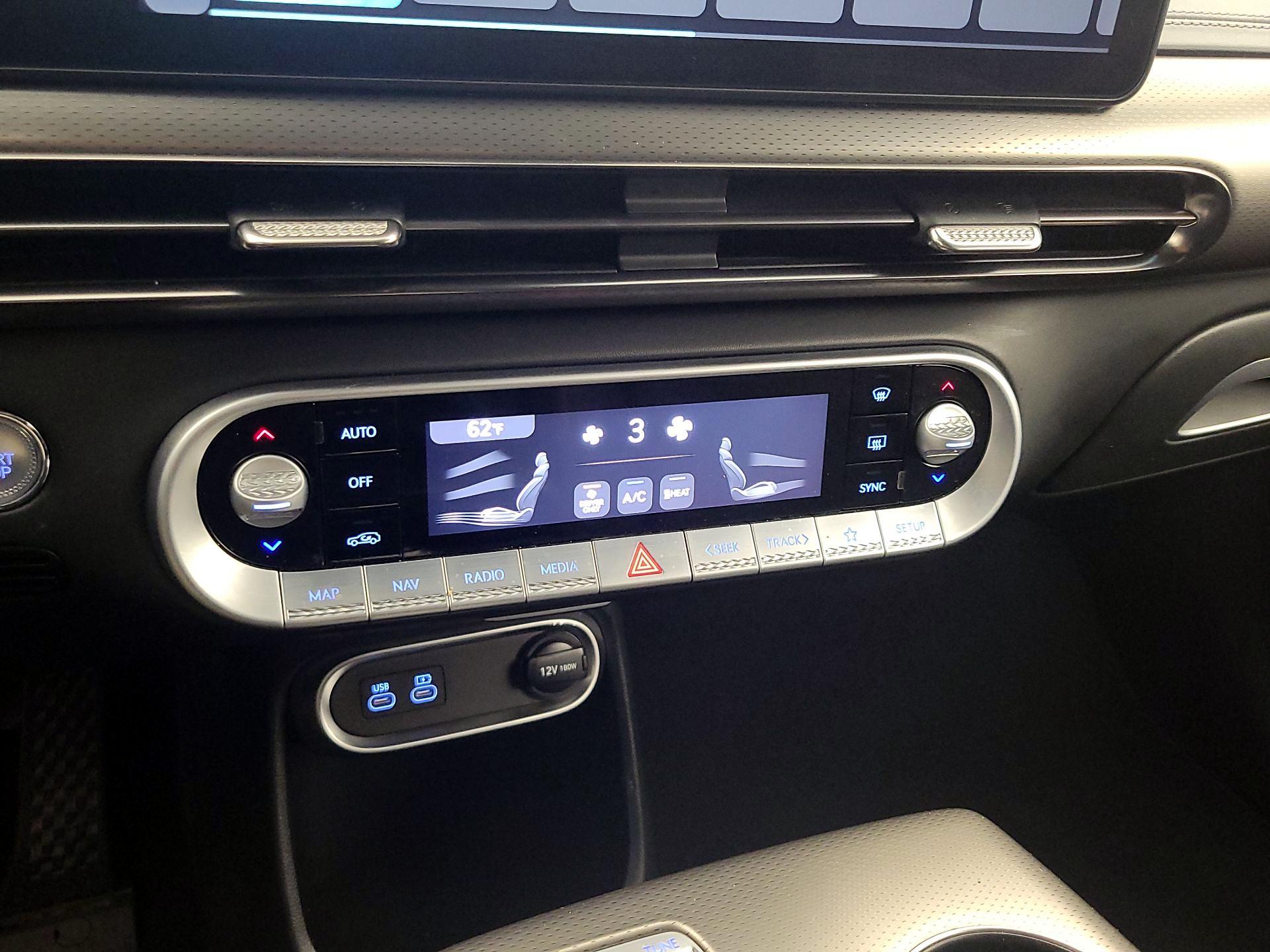 Thumbnail: 2023 Genesis GV60 - 17