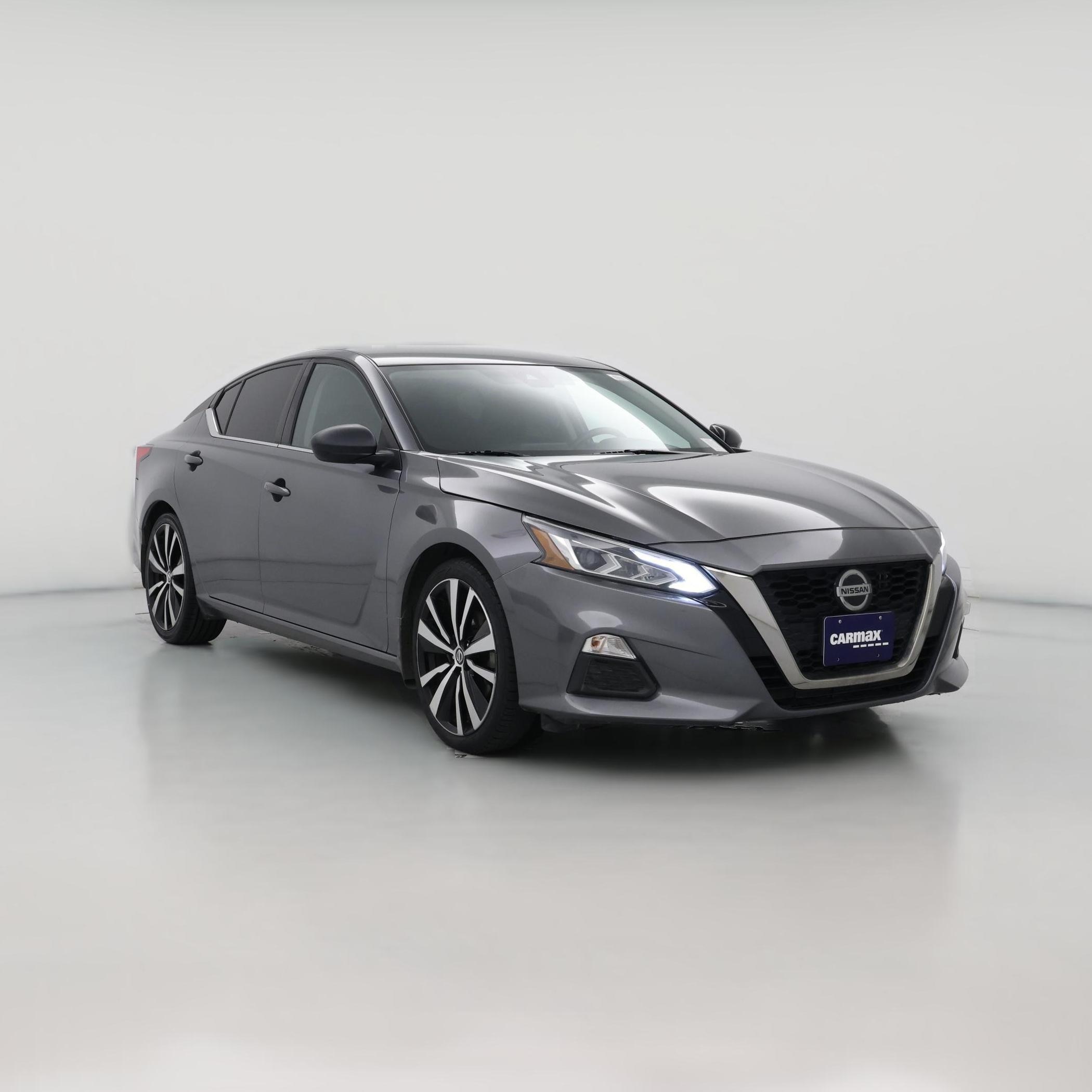 Thumbnail: 2022 Nissan Altima - 1