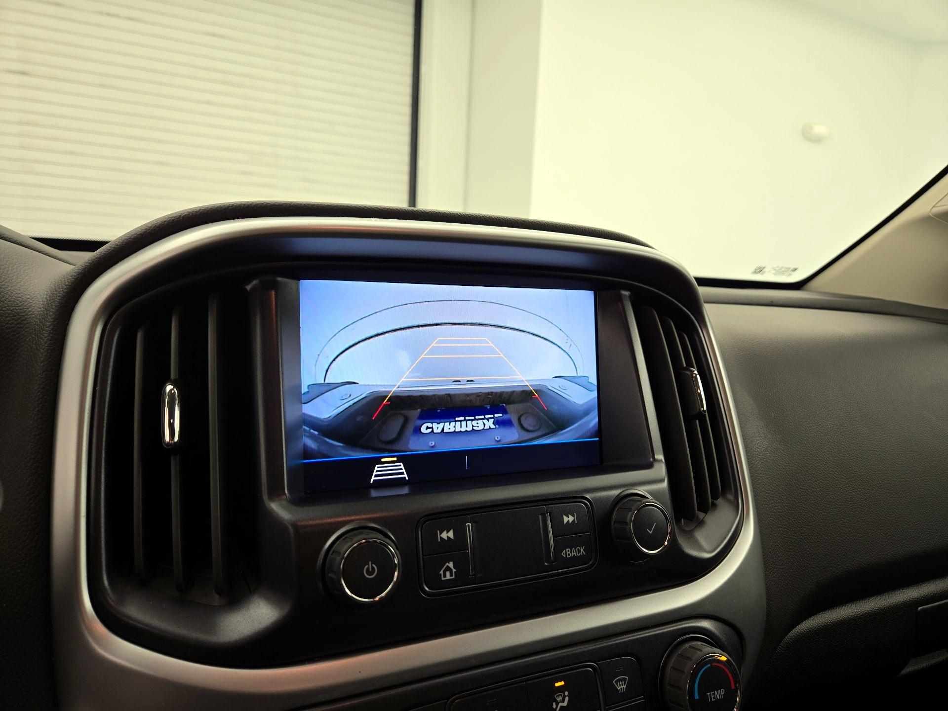 Thumbnail: 2022 Chevrolet Colorado - 14