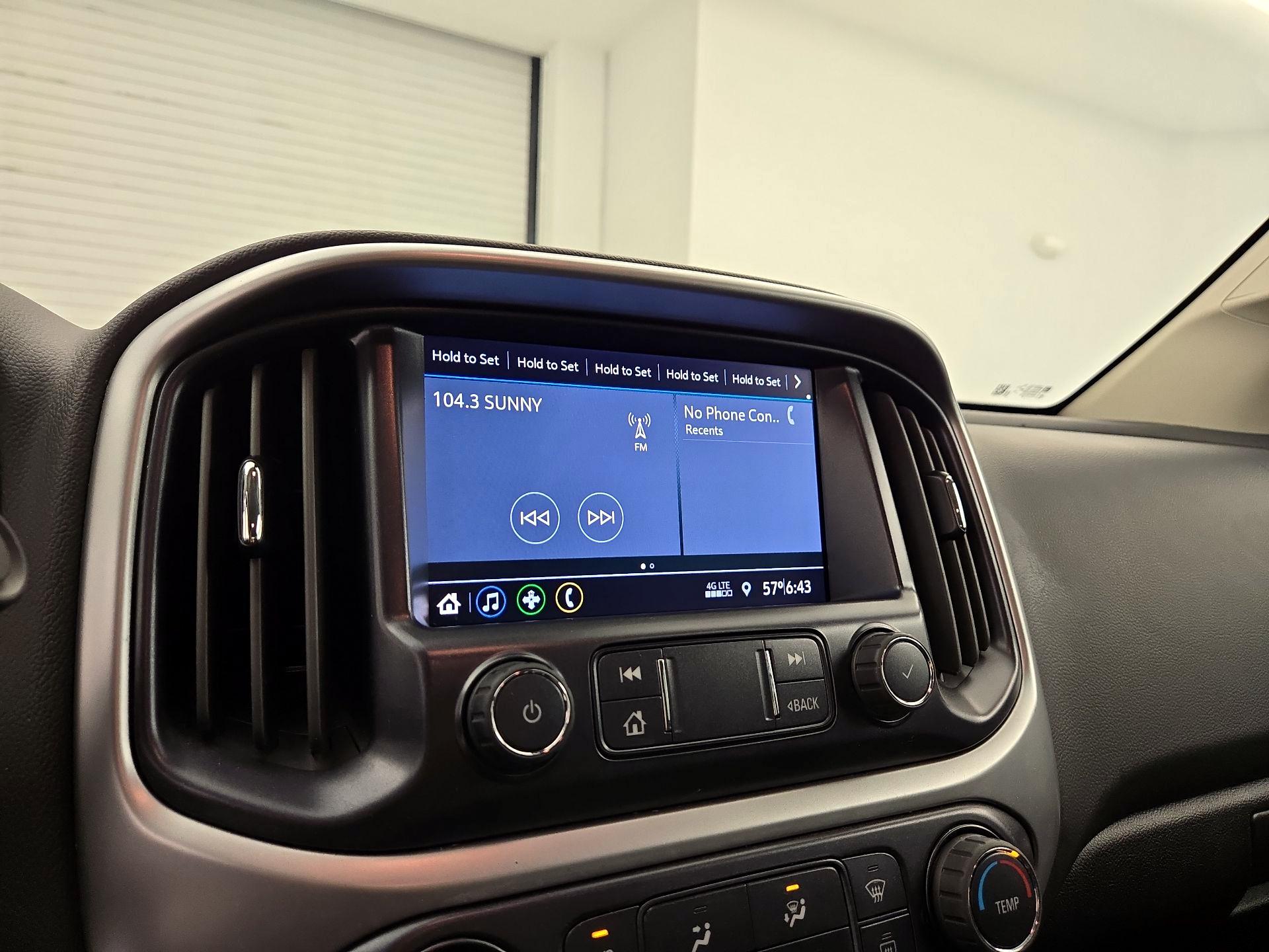 Thumbnail: 2022 Chevrolet Colorado - 15