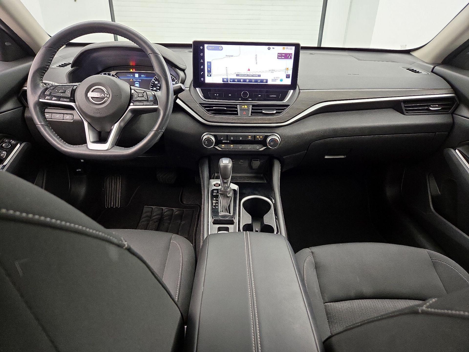 Thumbnail: 2023 Nissan Altima - 9