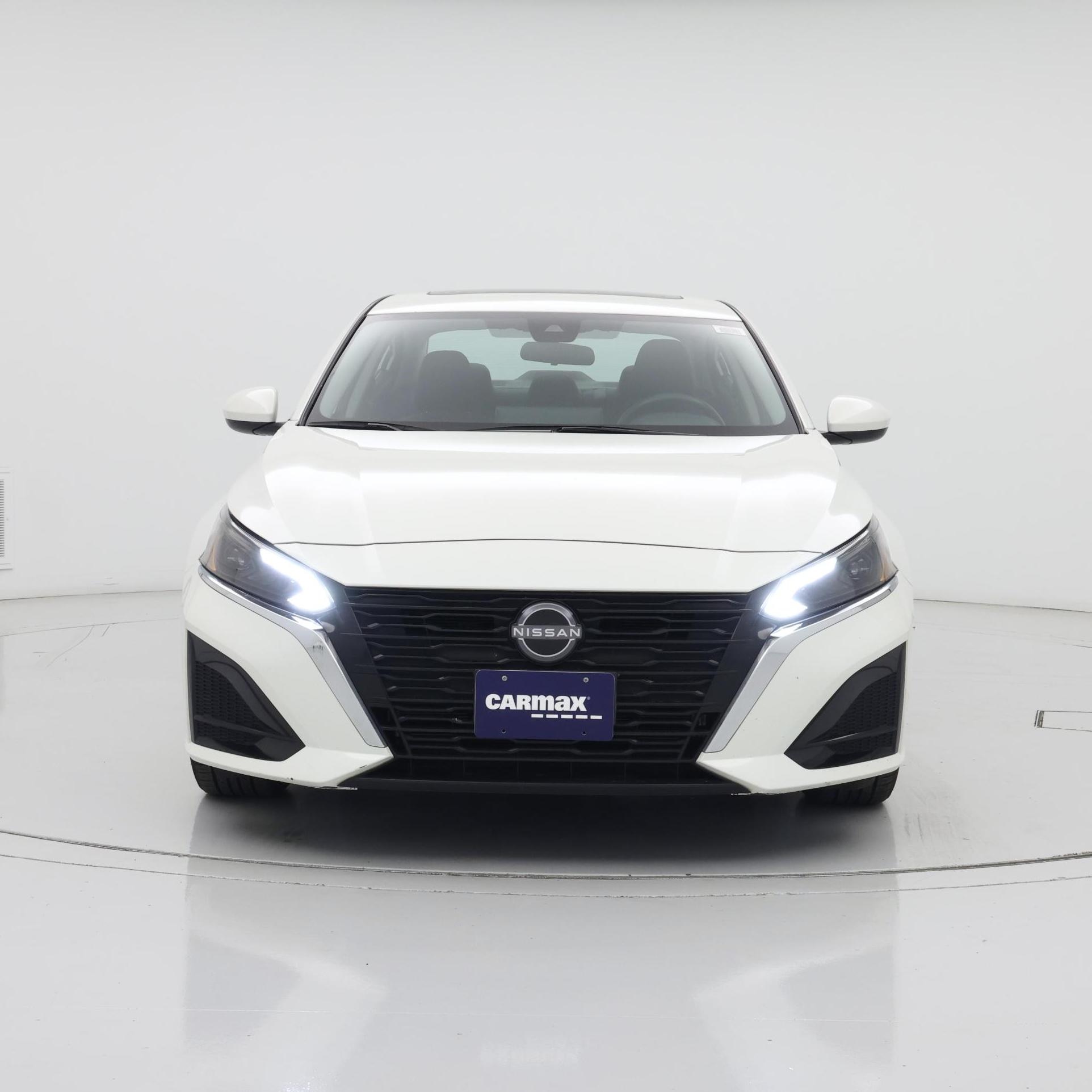 Thumbnail: 2023 Nissan Altima - 5