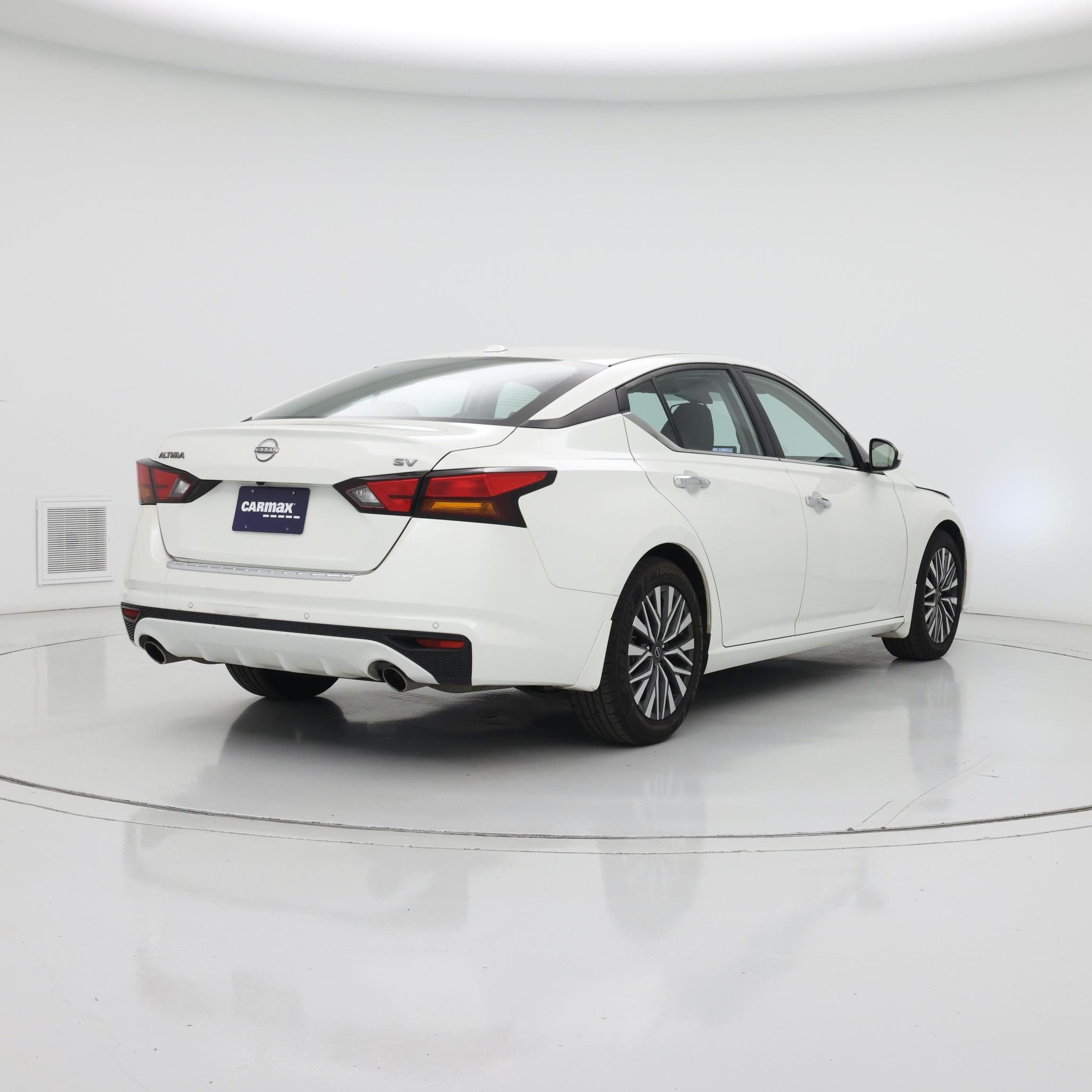 Thumbnail: 2023 Nissan Altima - 8