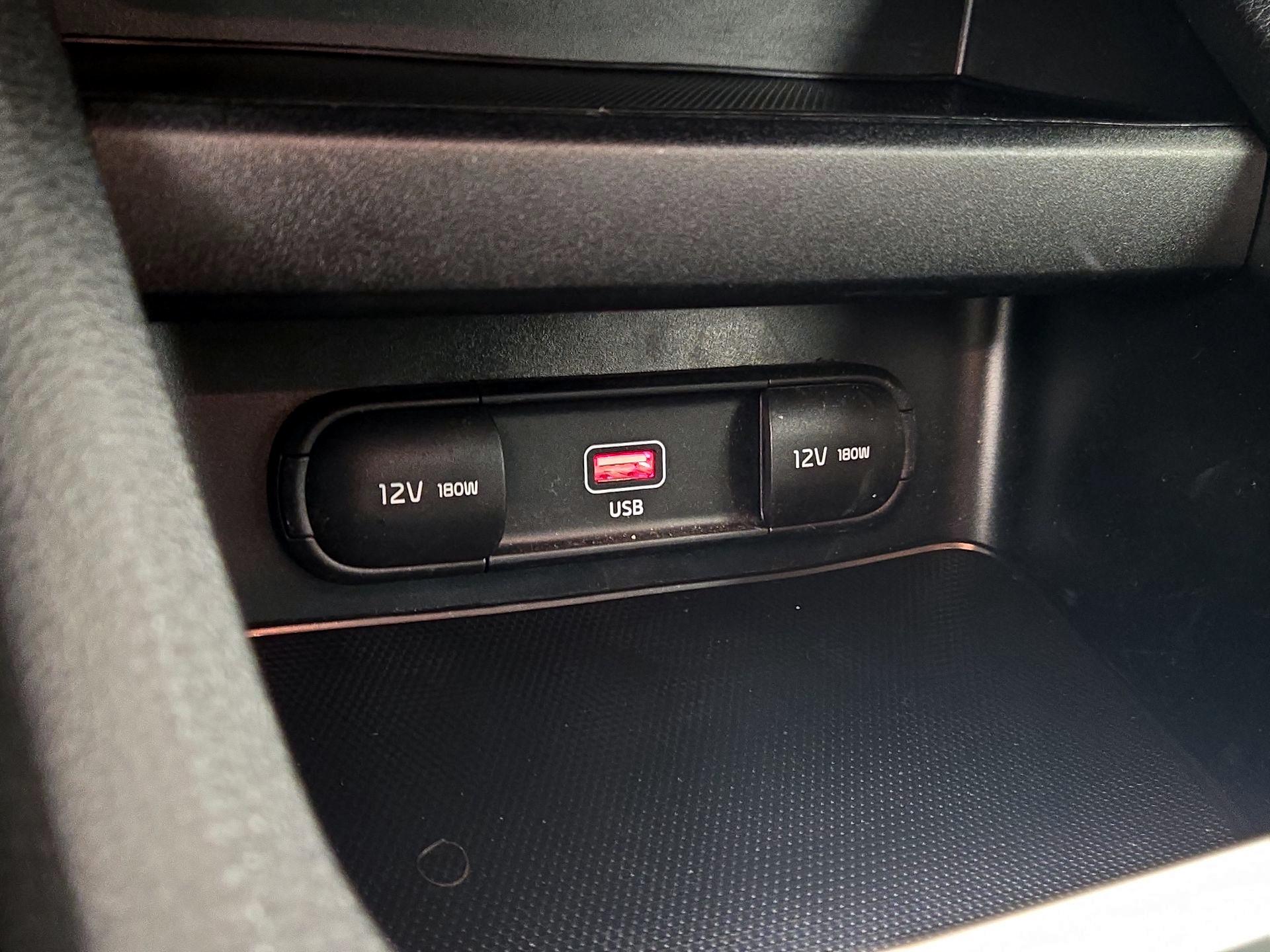 Thumbnail: 2023 Kia Forte - 18