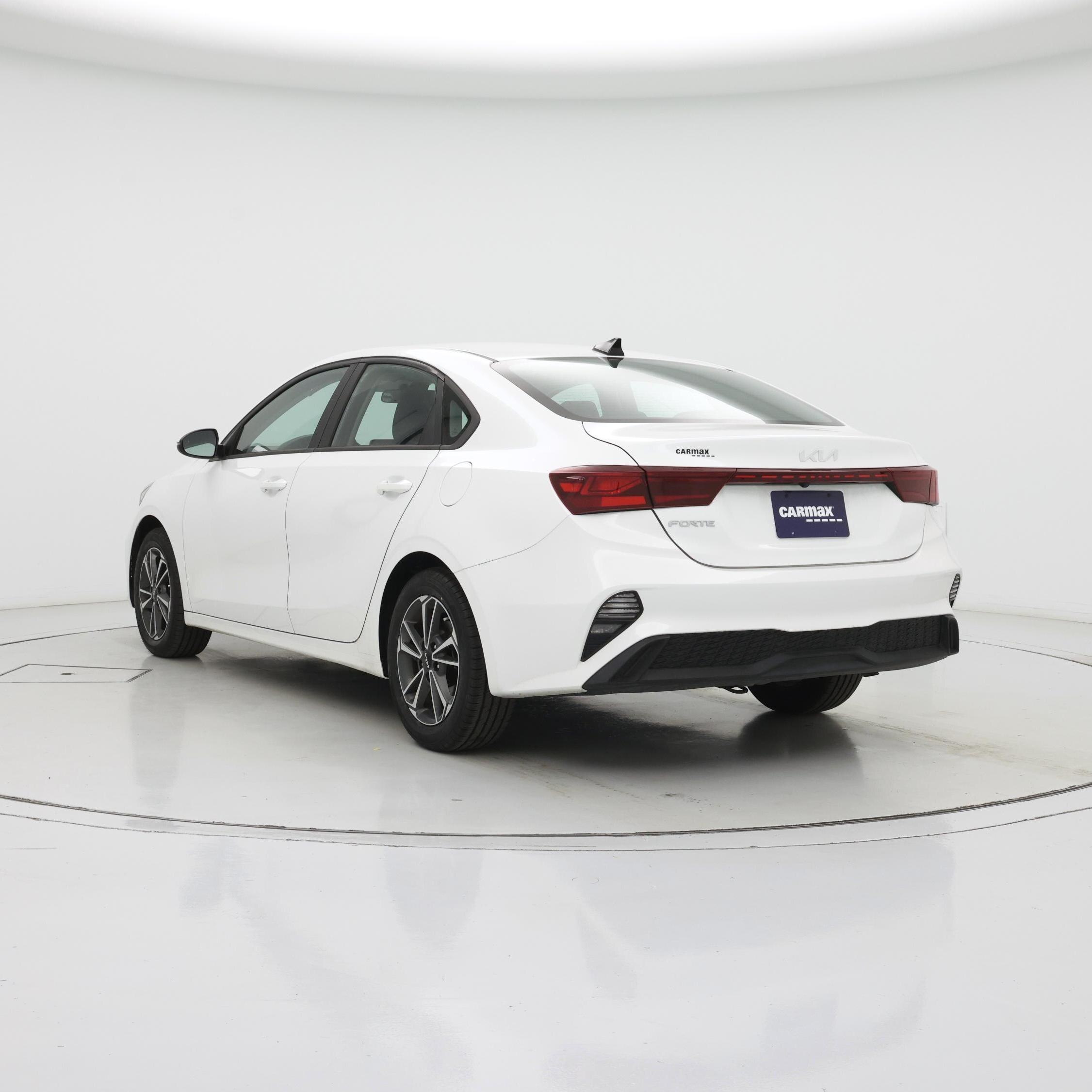 Thumbnail: 2023 Kia Forte - 2