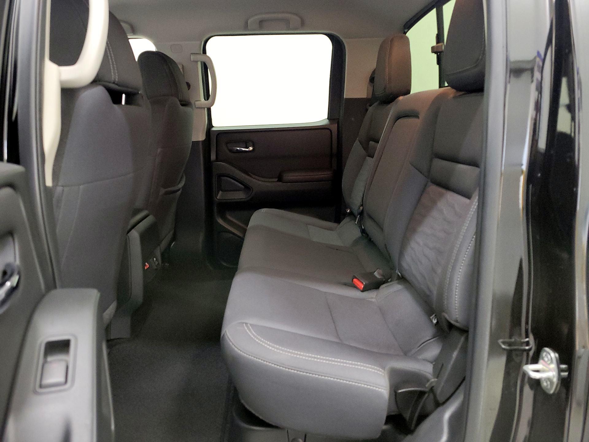 Thumbnail: 2023 Nissan Frontier - 19