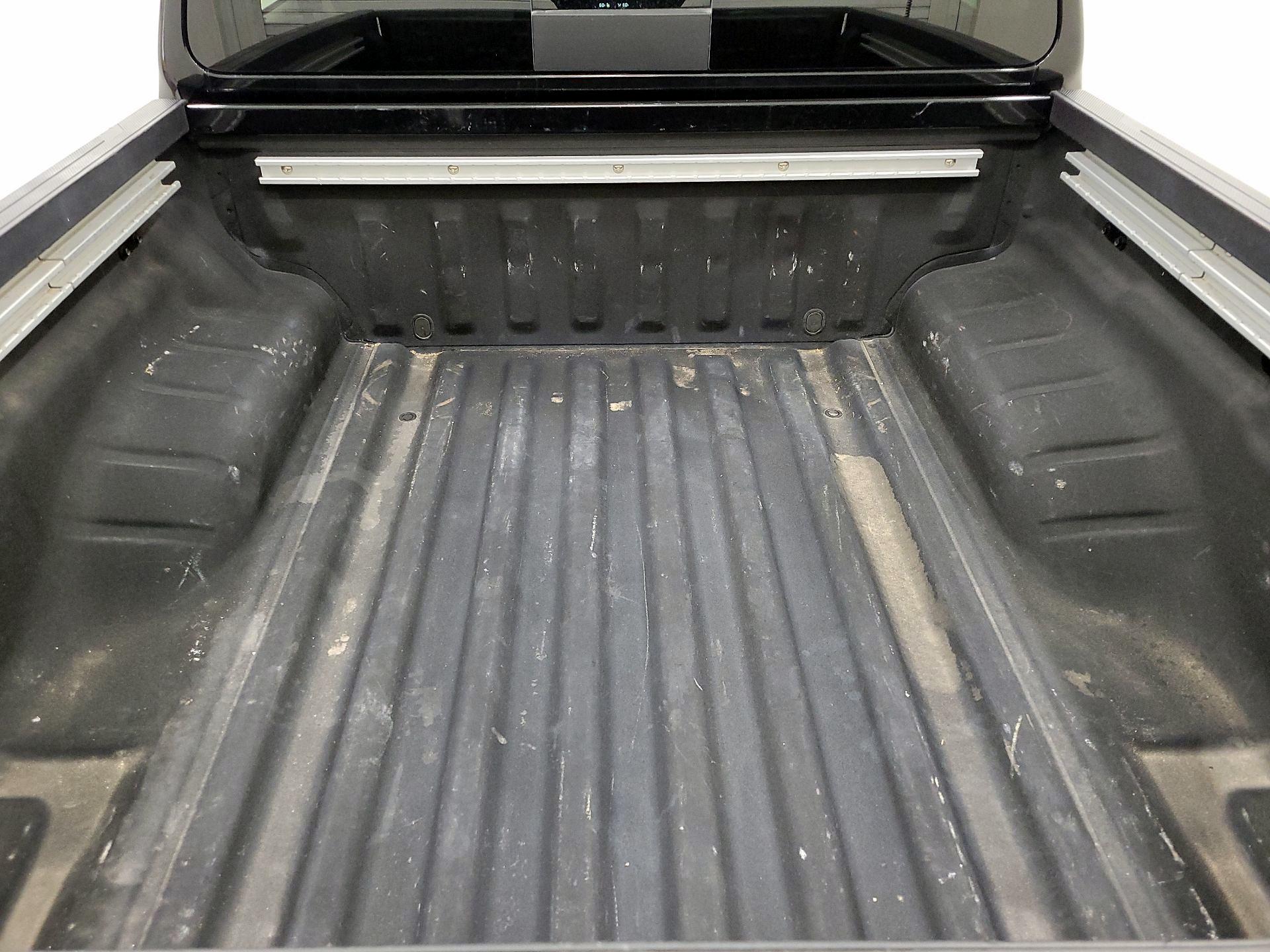 Thumbnail: 2023 Nissan Frontier - 20