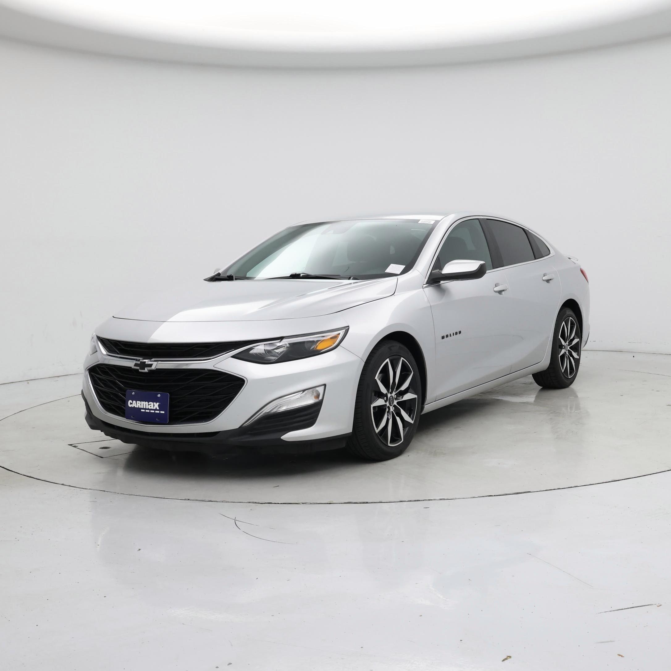 Thumbnail: 2021 Chevrolet Malibu - 4