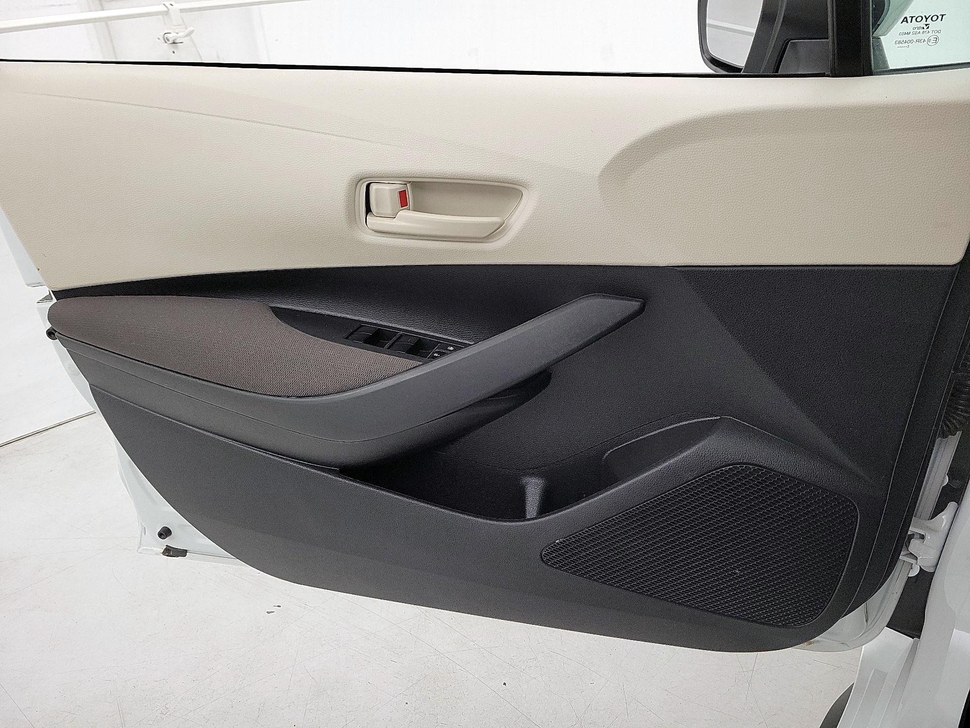 Thumbnail: 2022 Toyota Corolla - 12