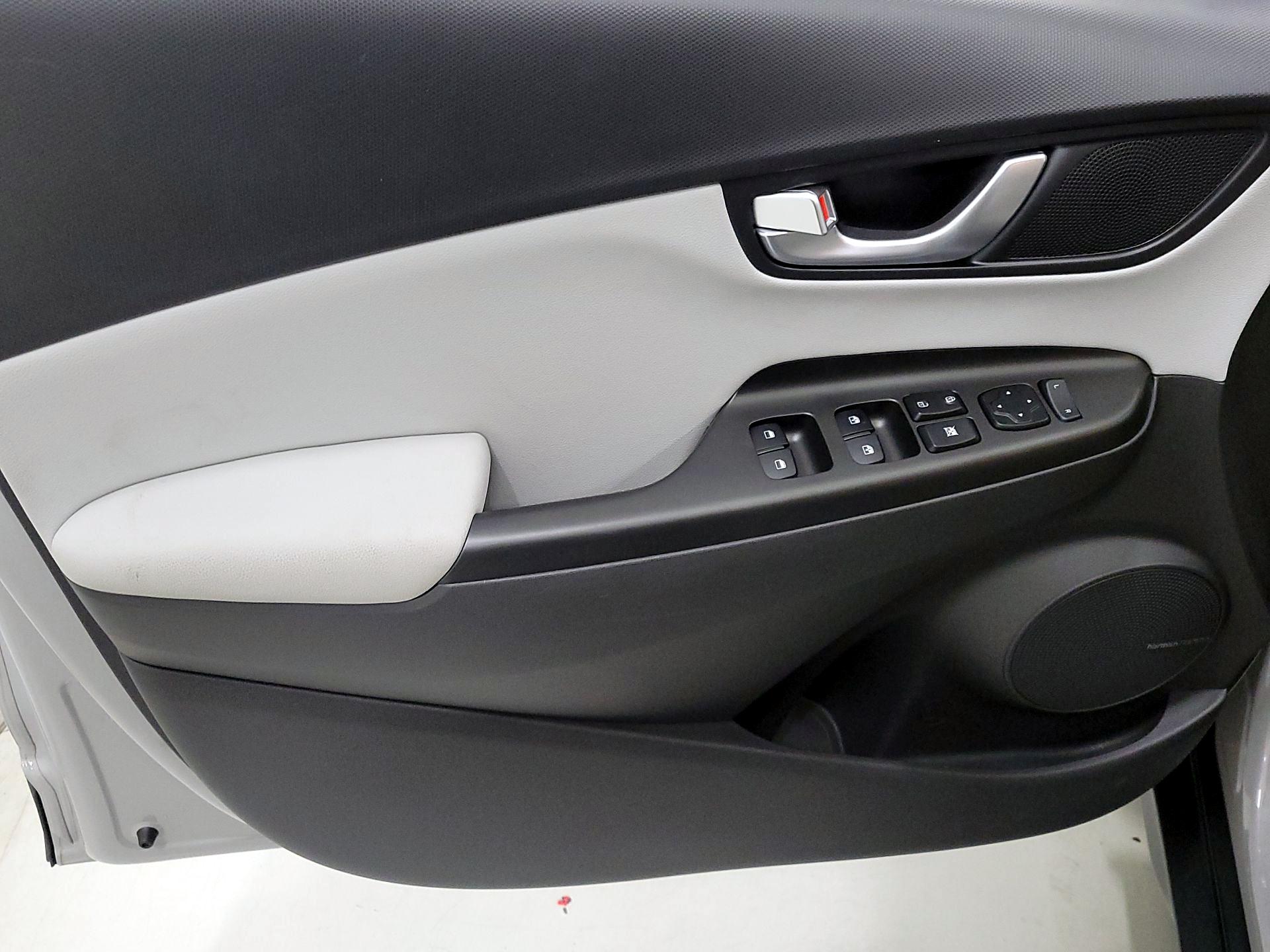 Thumbnail: 2023 Hyundai Kona - 12