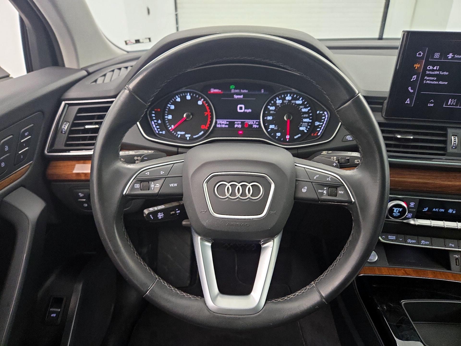 Thumbnail: 2023 Audi Q5 - 10