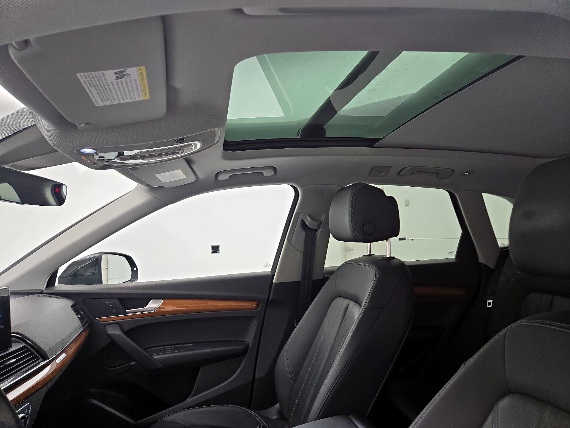 Thumbnail: 2023 Audi Q5 - 19