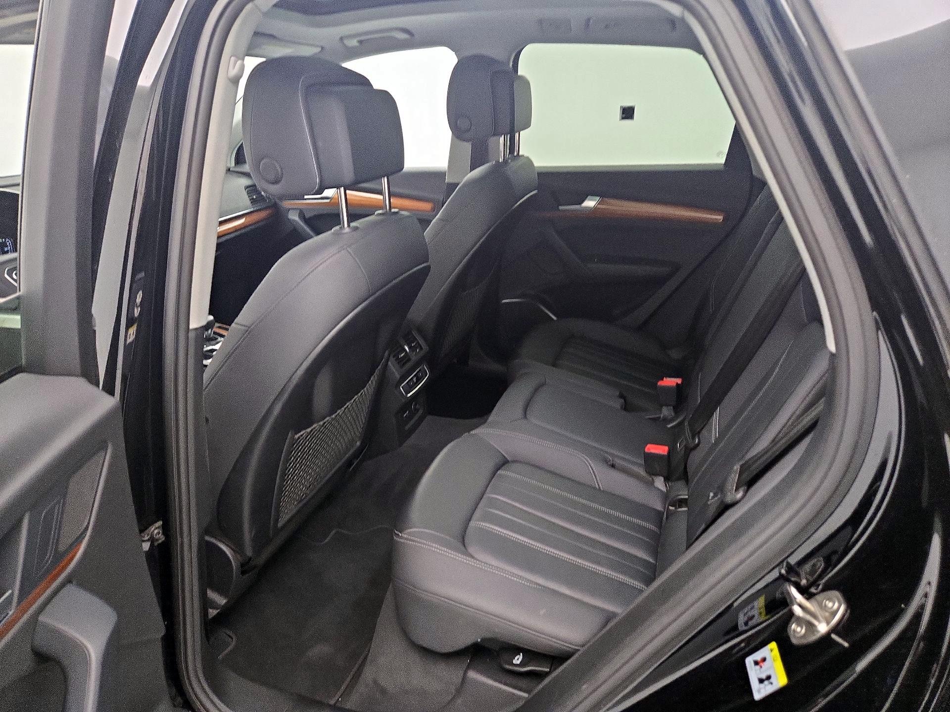 Thumbnail: 2023 Audi Q5 - 20
