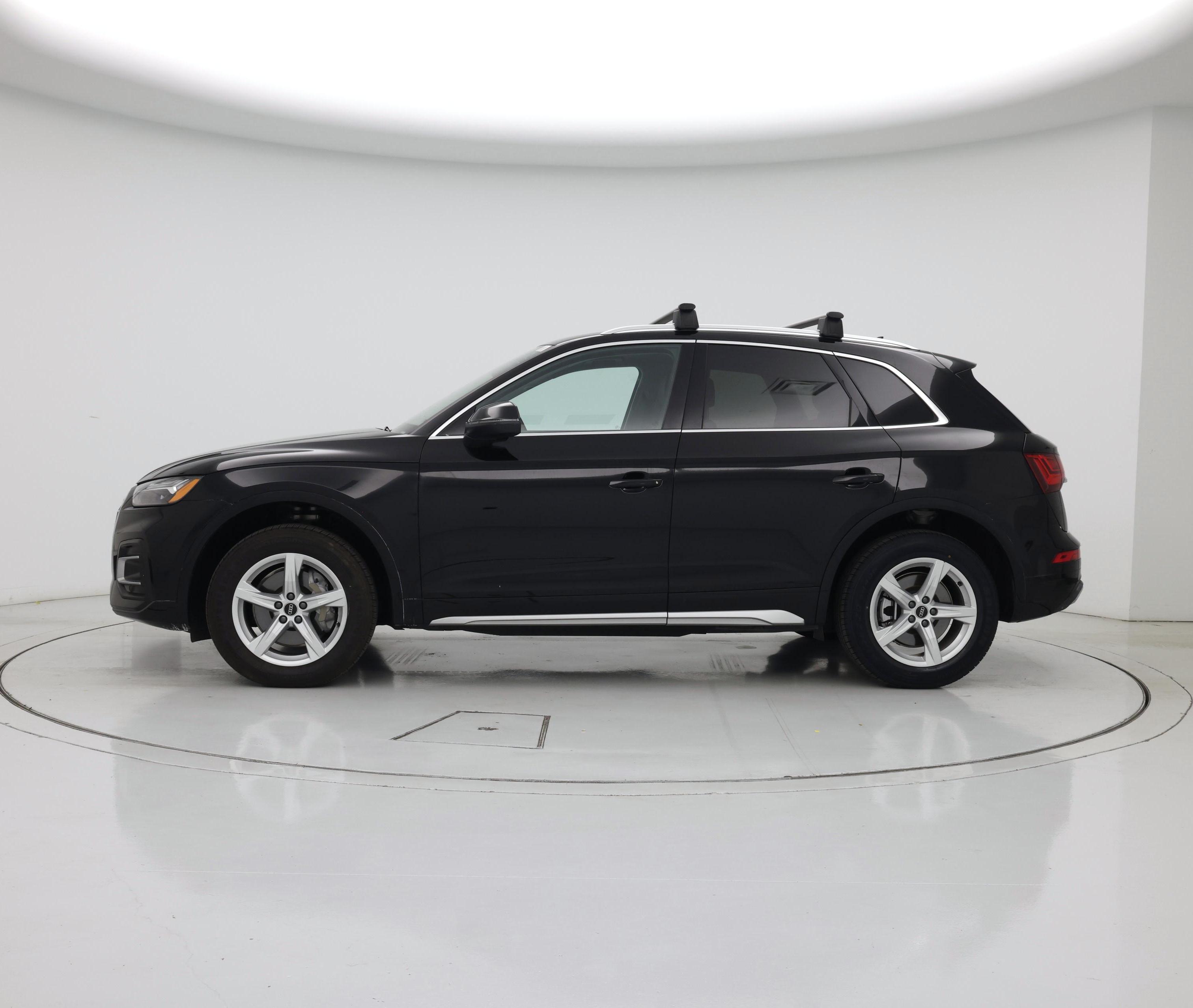 Thumbnail: 2023 Audi Q5 - 3