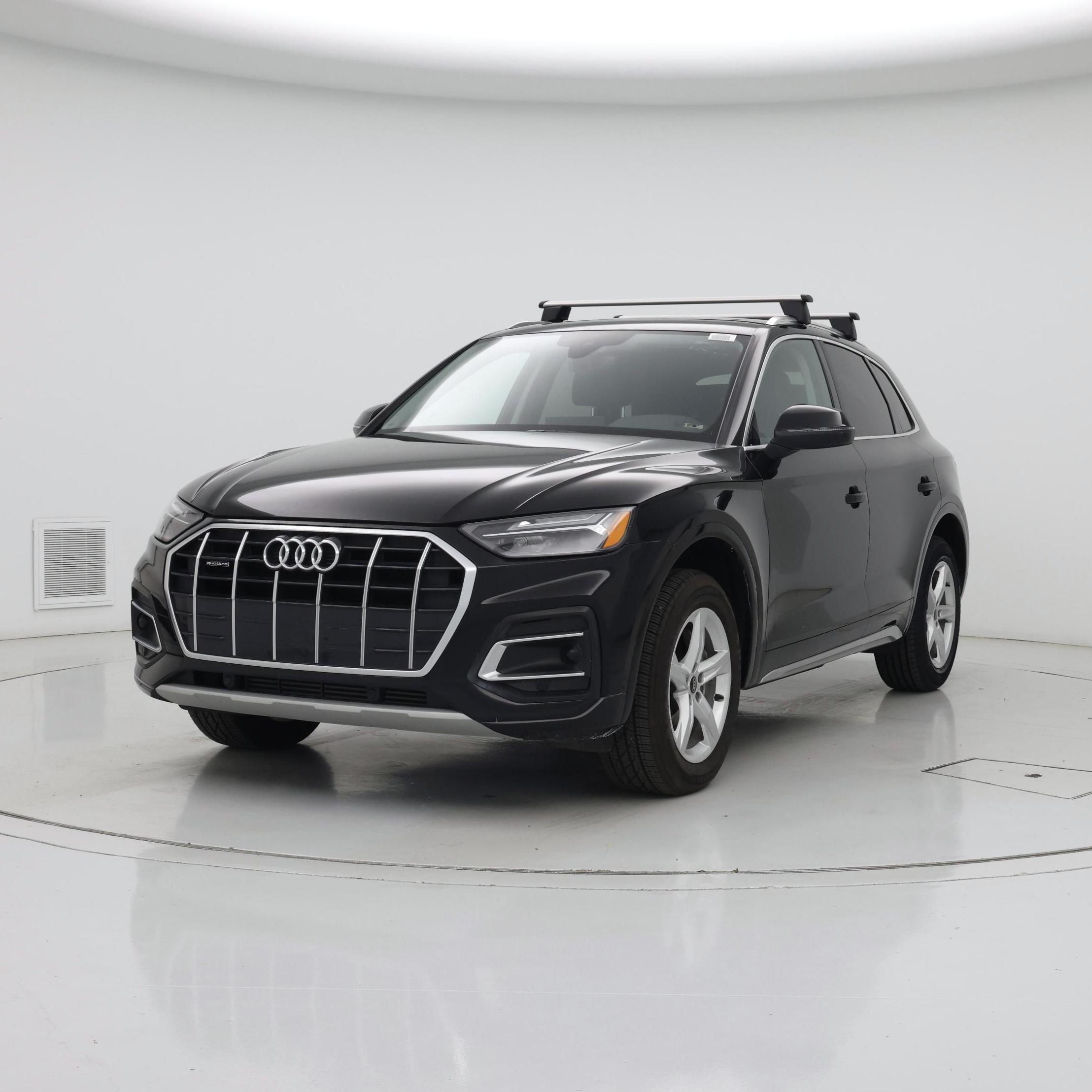 Thumbnail: 2023 Audi Q5 - 4