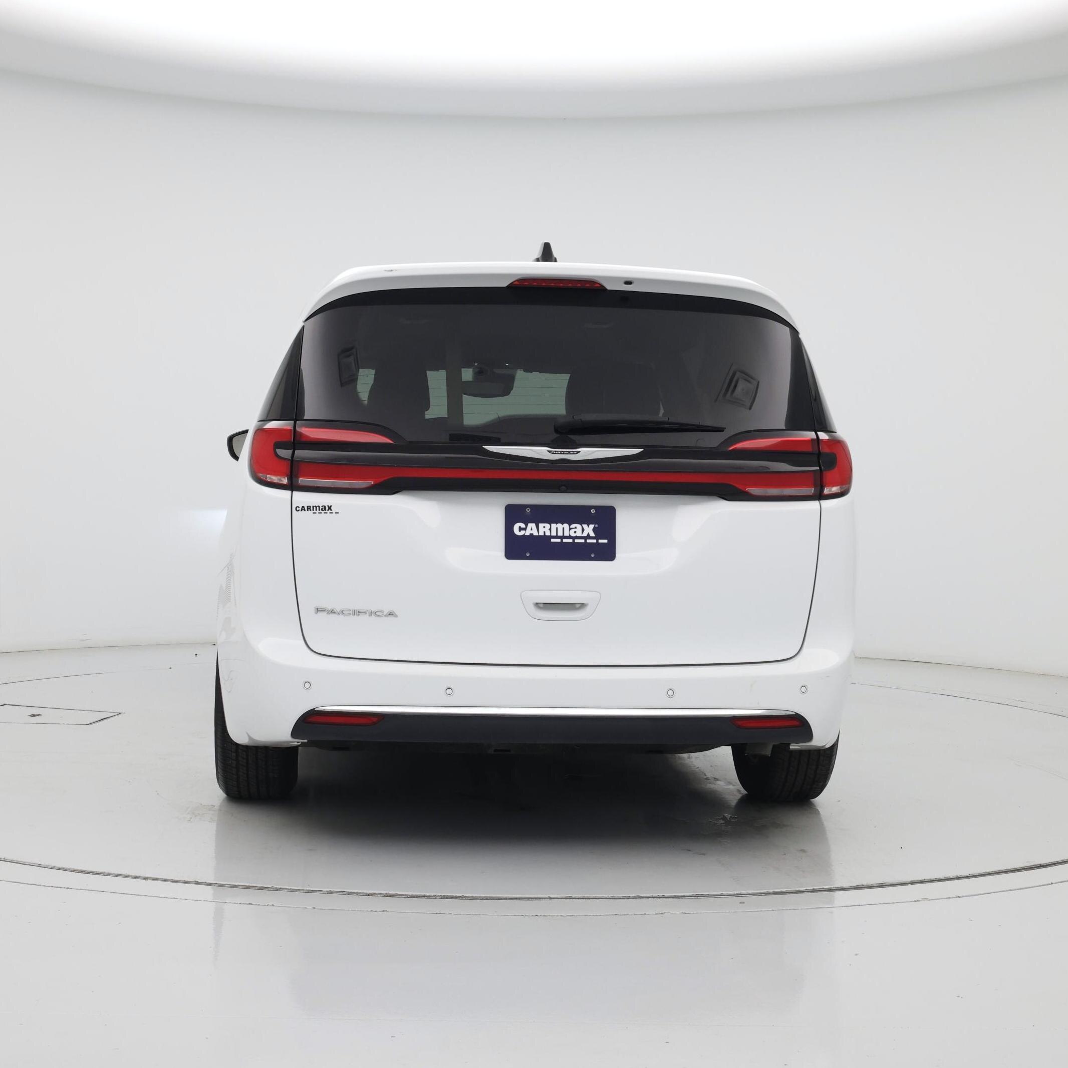 Thumbnail: 2024 Chrysler Pacifica - 6