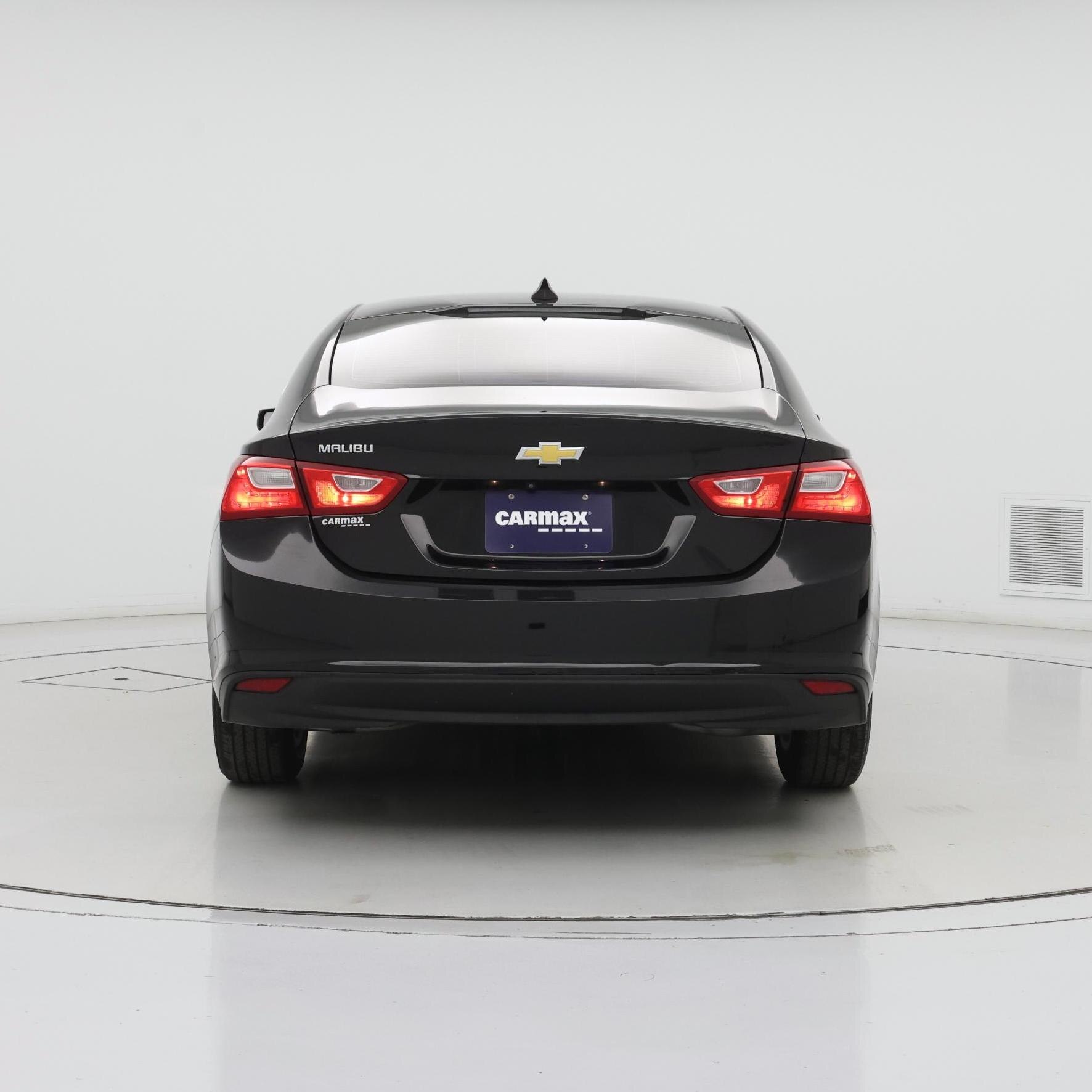 Thumbnail: 2023 Chevrolet Malibu - 6