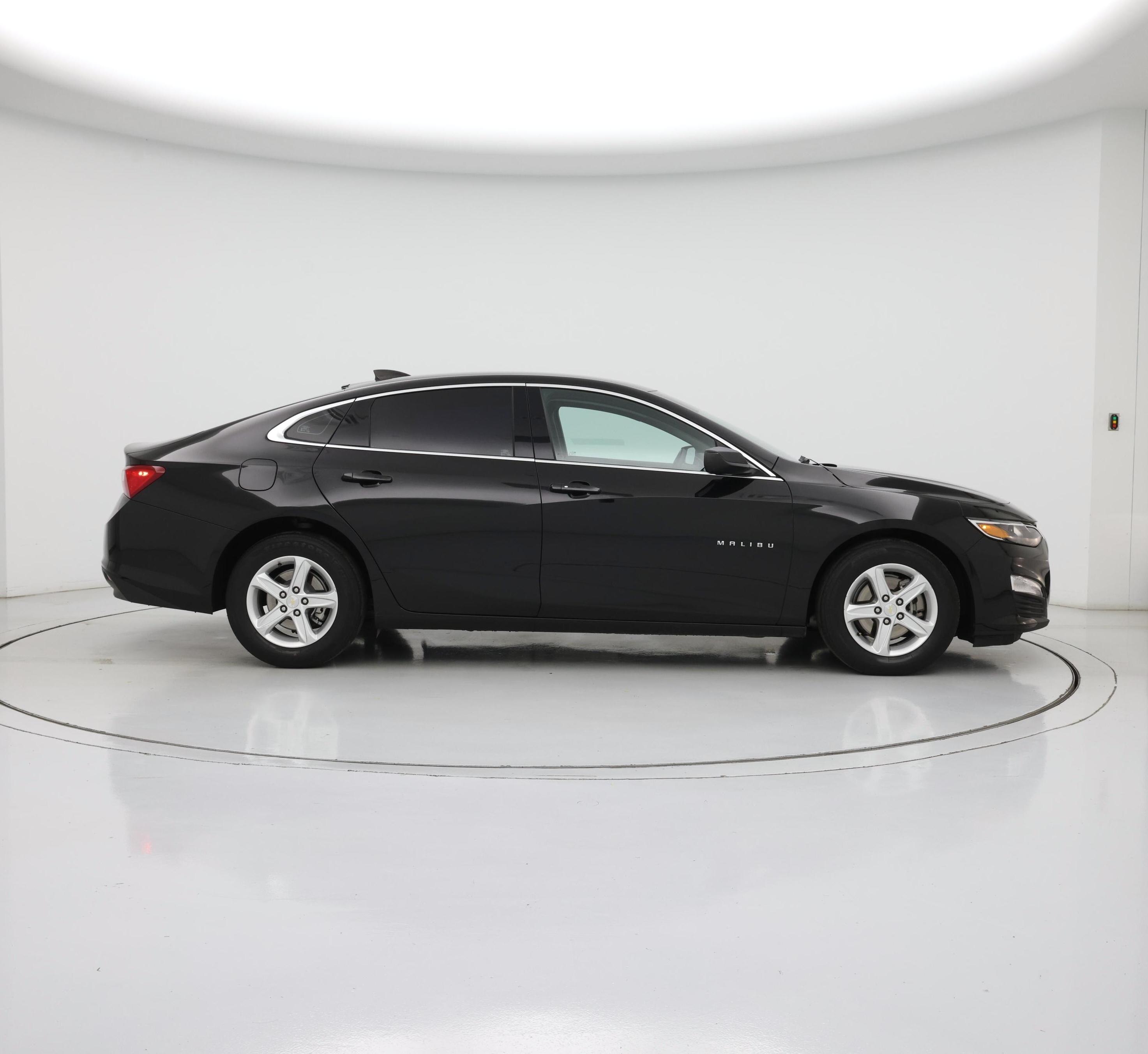 Thumbnail: 2023 Chevrolet Malibu - 7