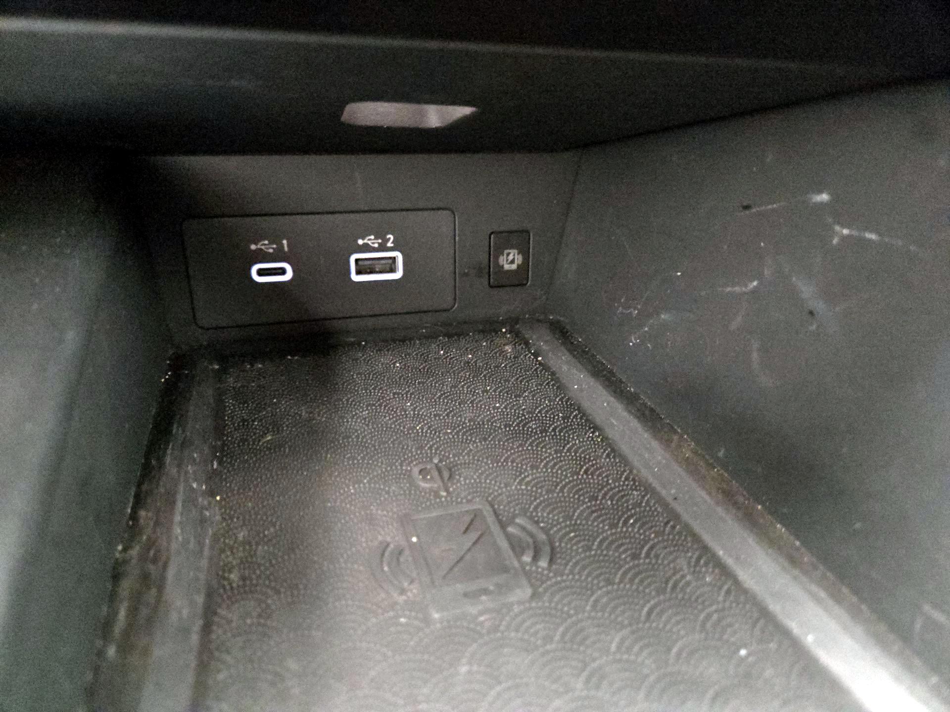 Thumbnail: 2023 INFINITI QX60 - 19