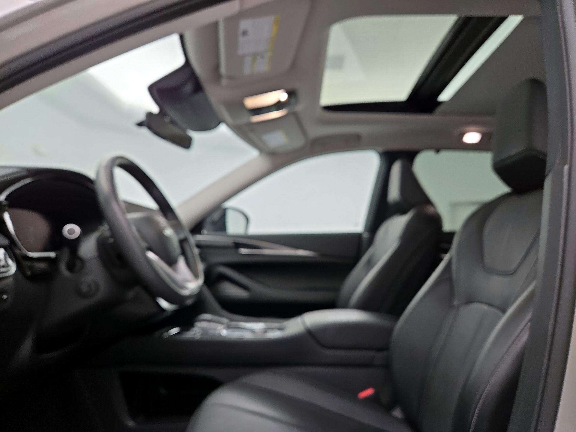 Thumbnail: 2023 INFINITI QX60 - 20