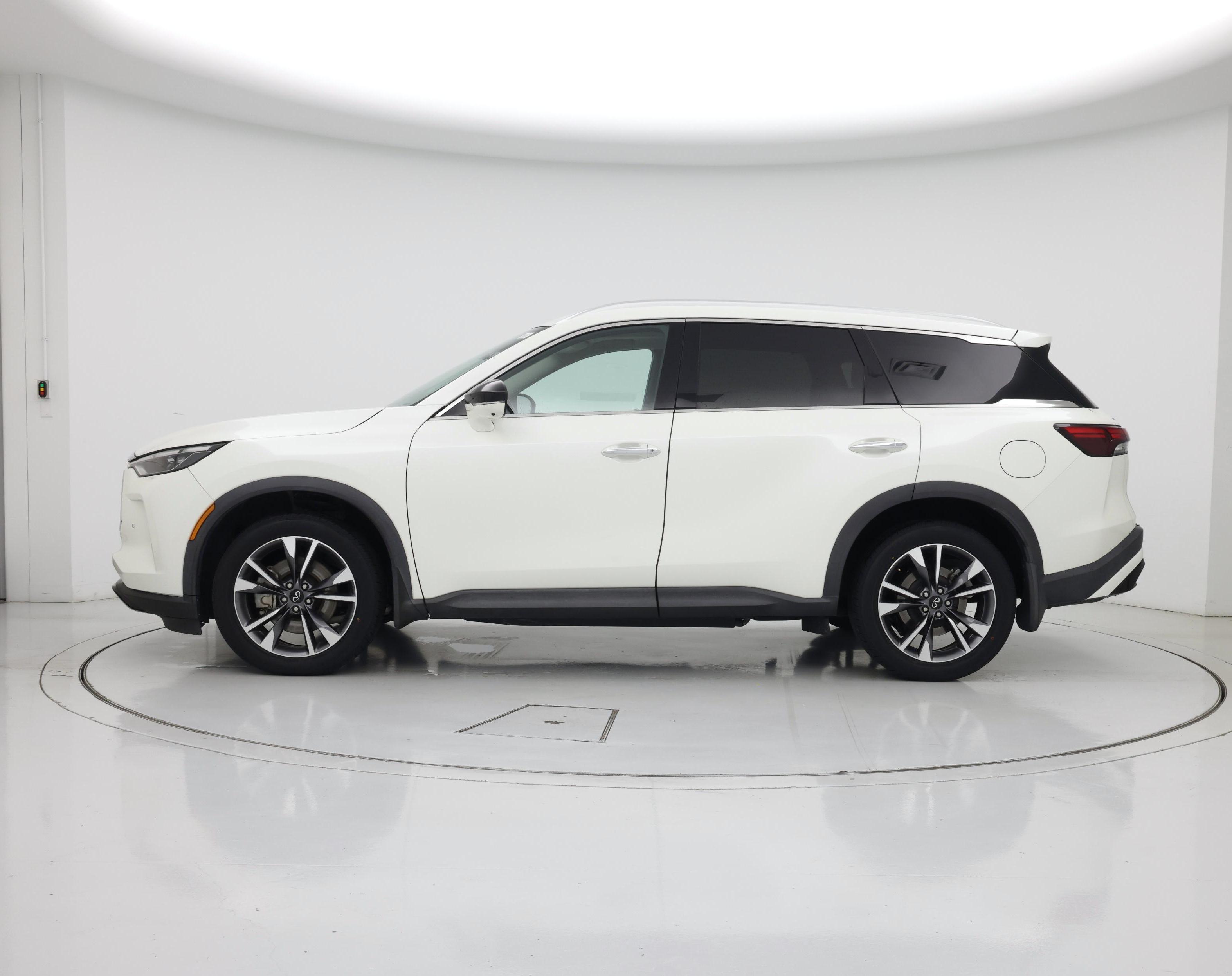 Thumbnail: 2023 INFINITI QX60 - 3