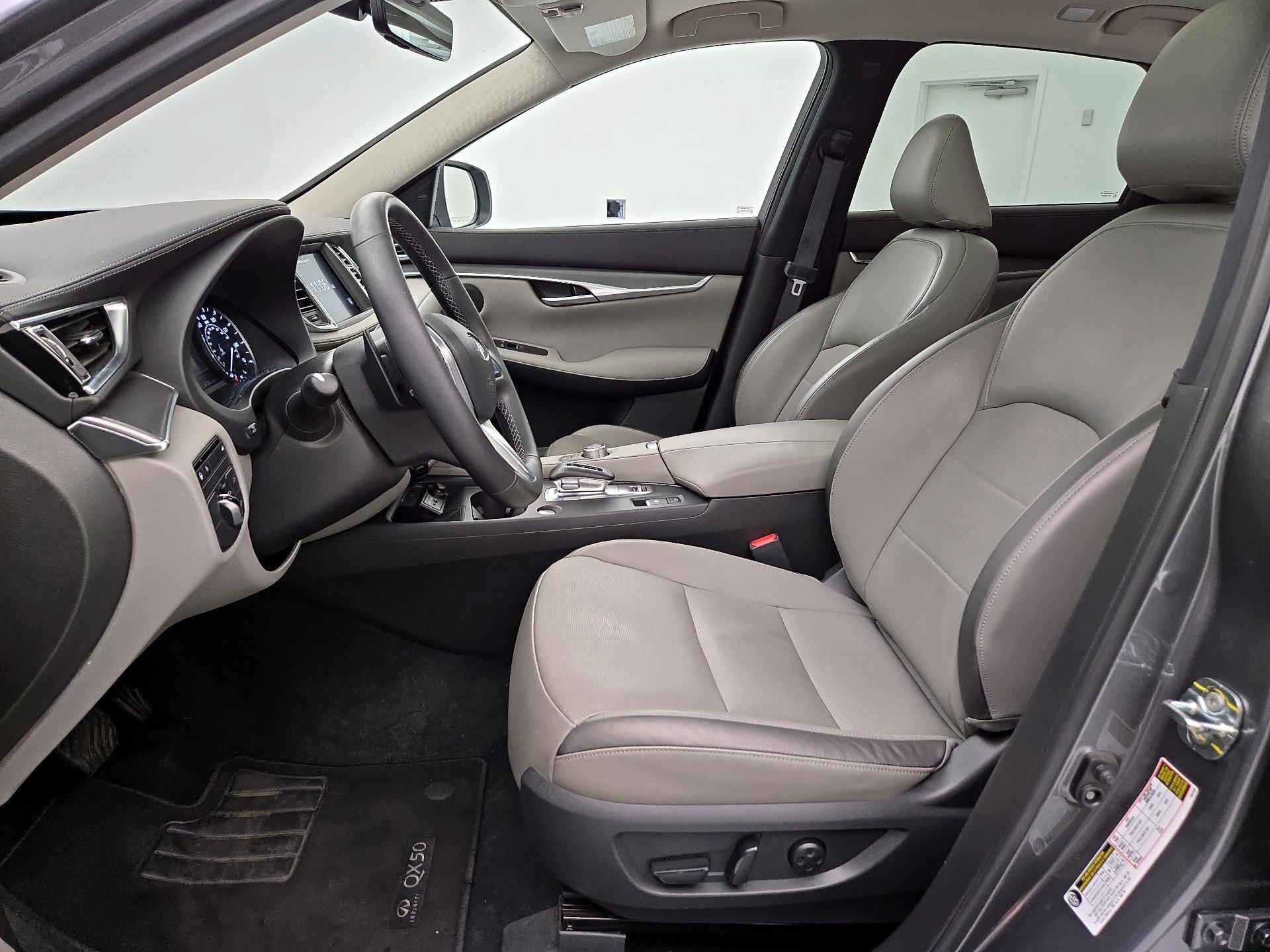 Thumbnail: 2023 INFINITI QX50 - 11