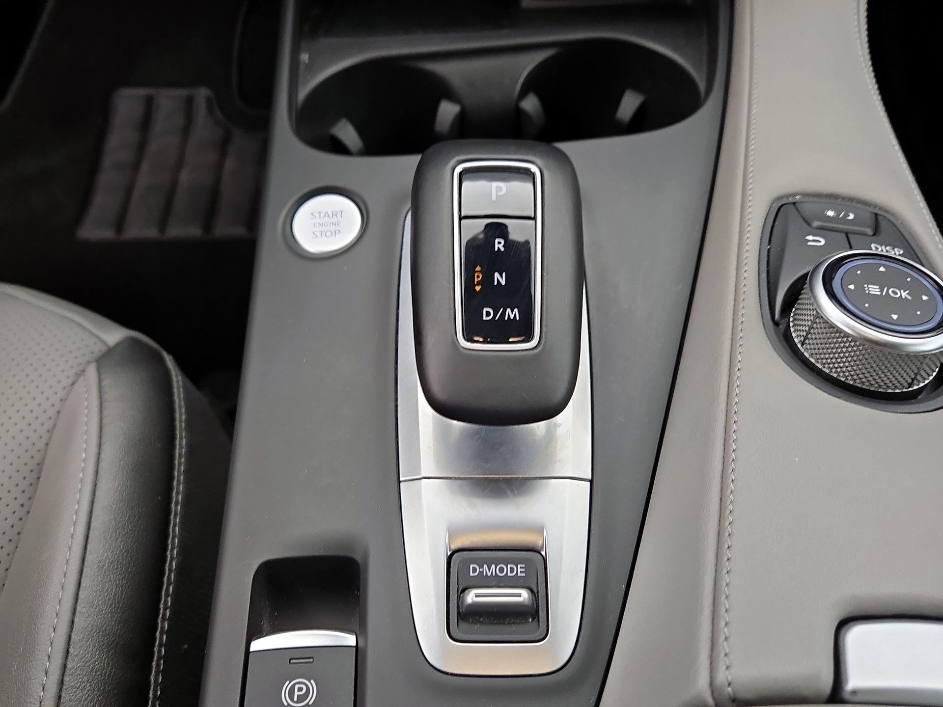 Thumbnail: 2023 INFINITI QX50 - 17