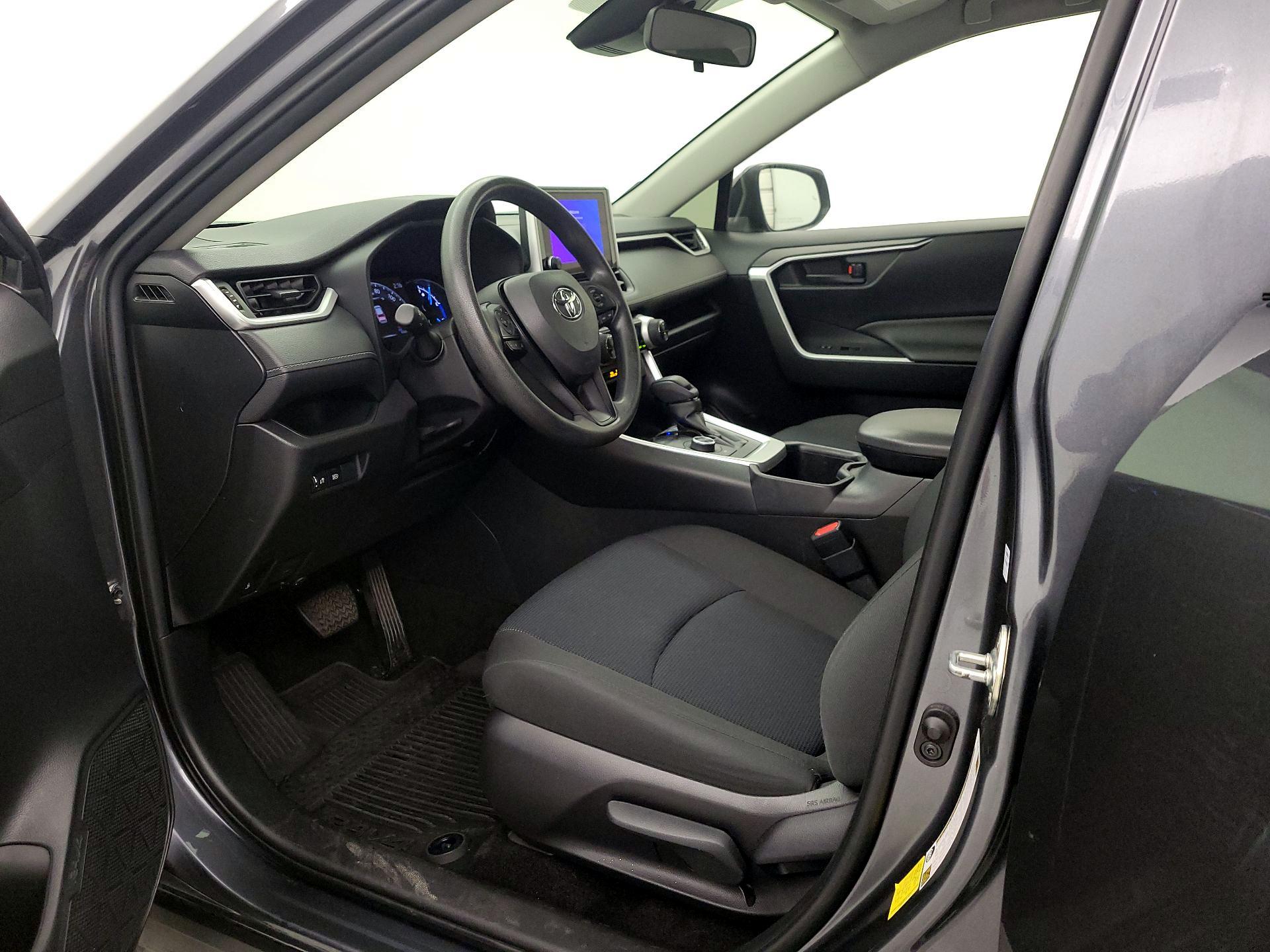 Thumbnail: 2023 Toyota RAV4 - 11