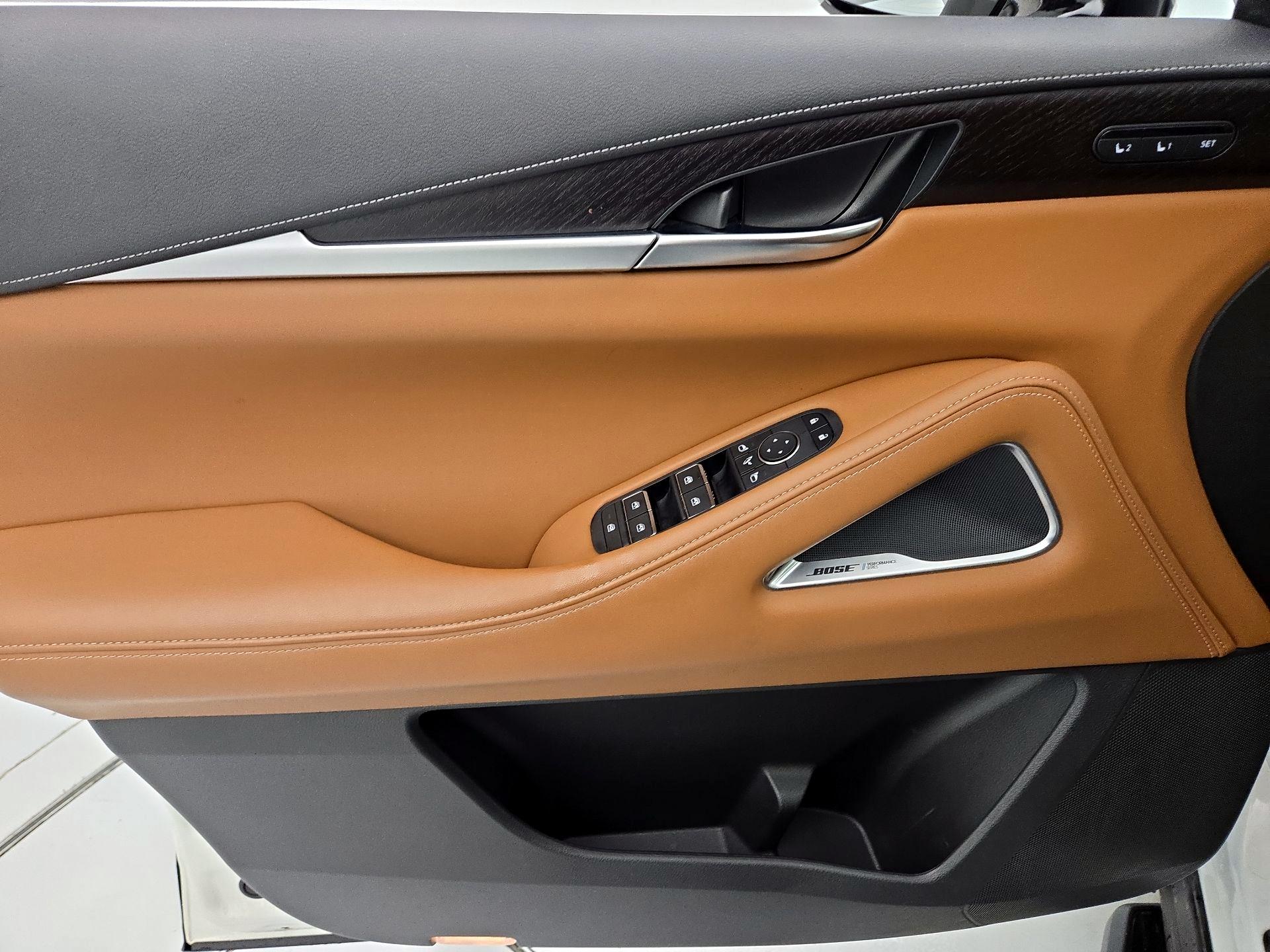 Thumbnail: 2023 INFINITI QX60 - 12