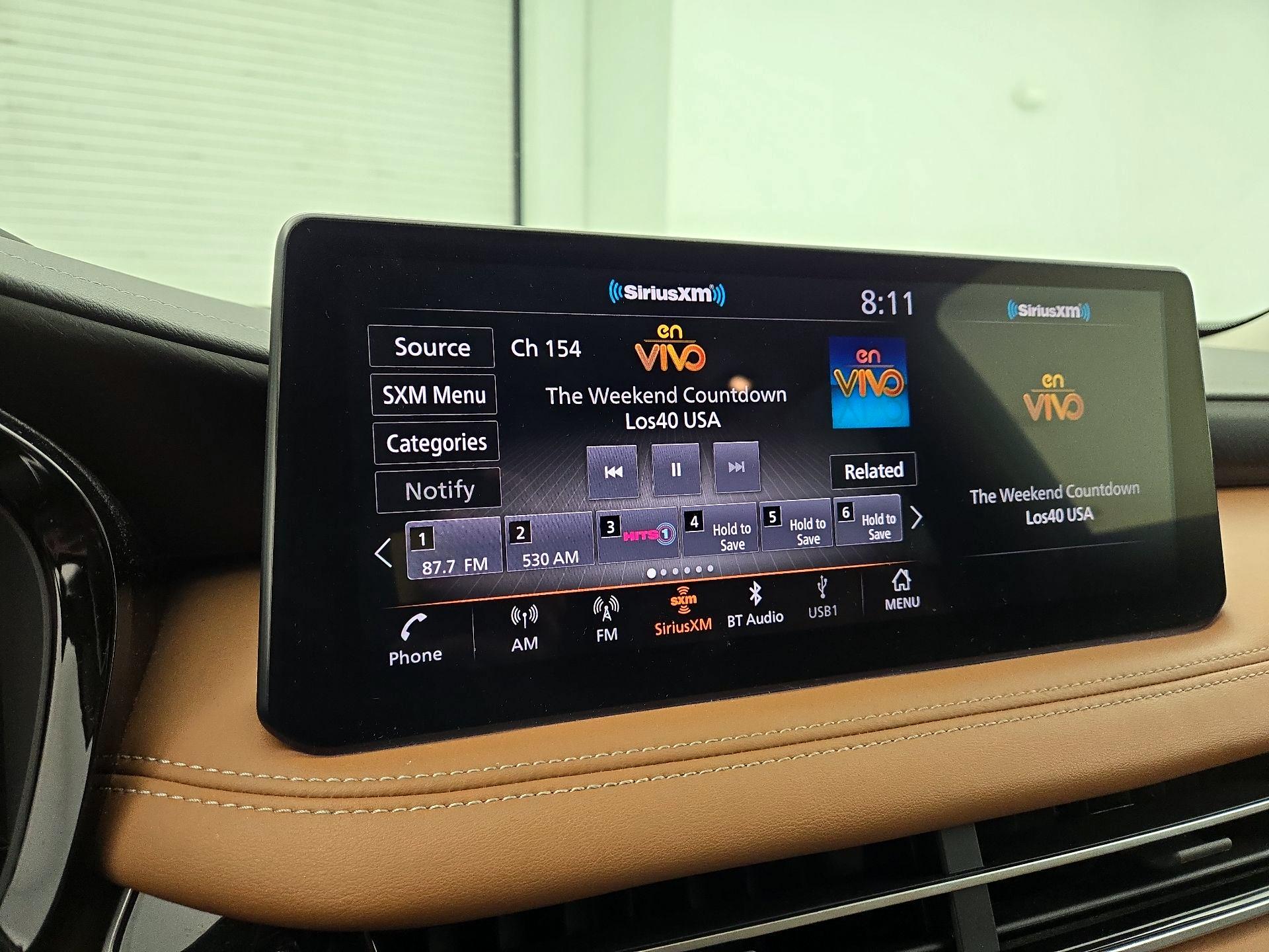 Thumbnail: 2023 INFINITI QX60 - 16