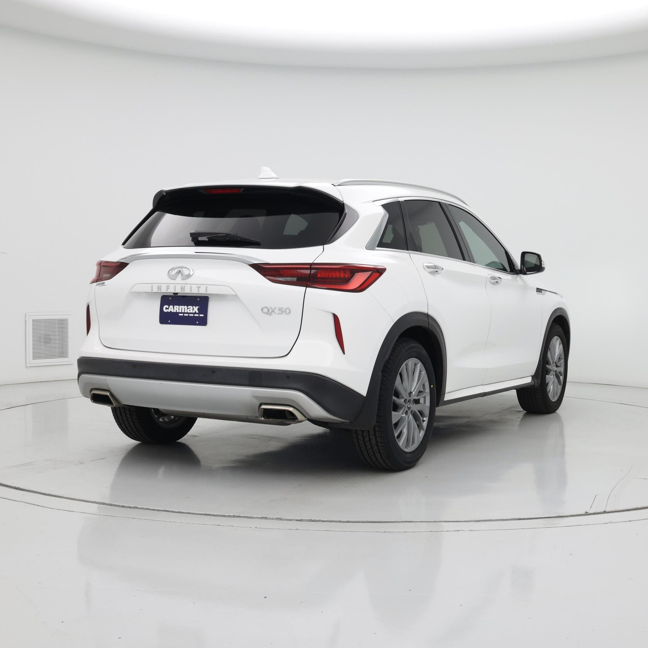 Thumbnail: 2023 INFINITI QX50 - 8