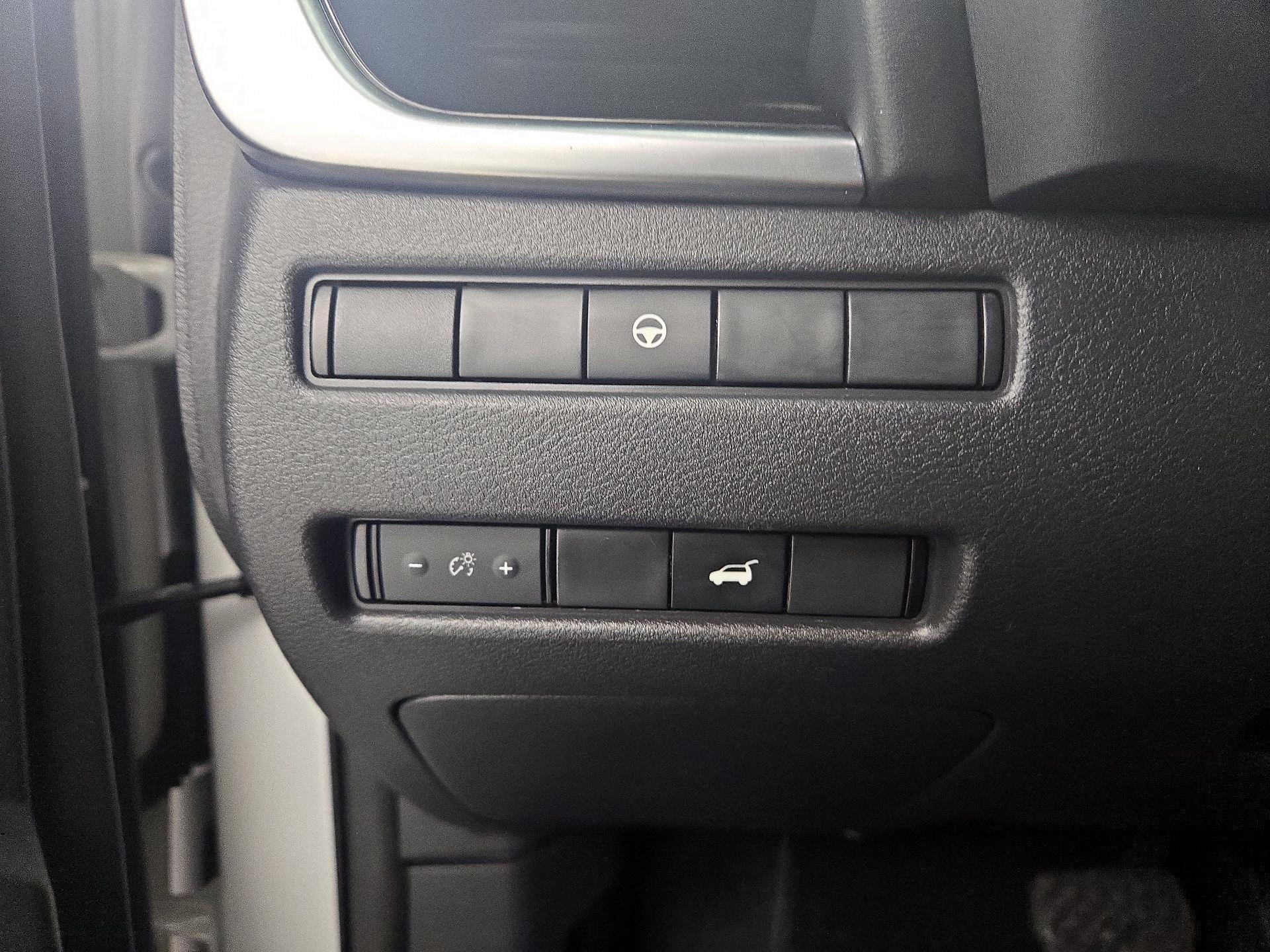 Thumbnail: 2022 Nissan Rogue - 13