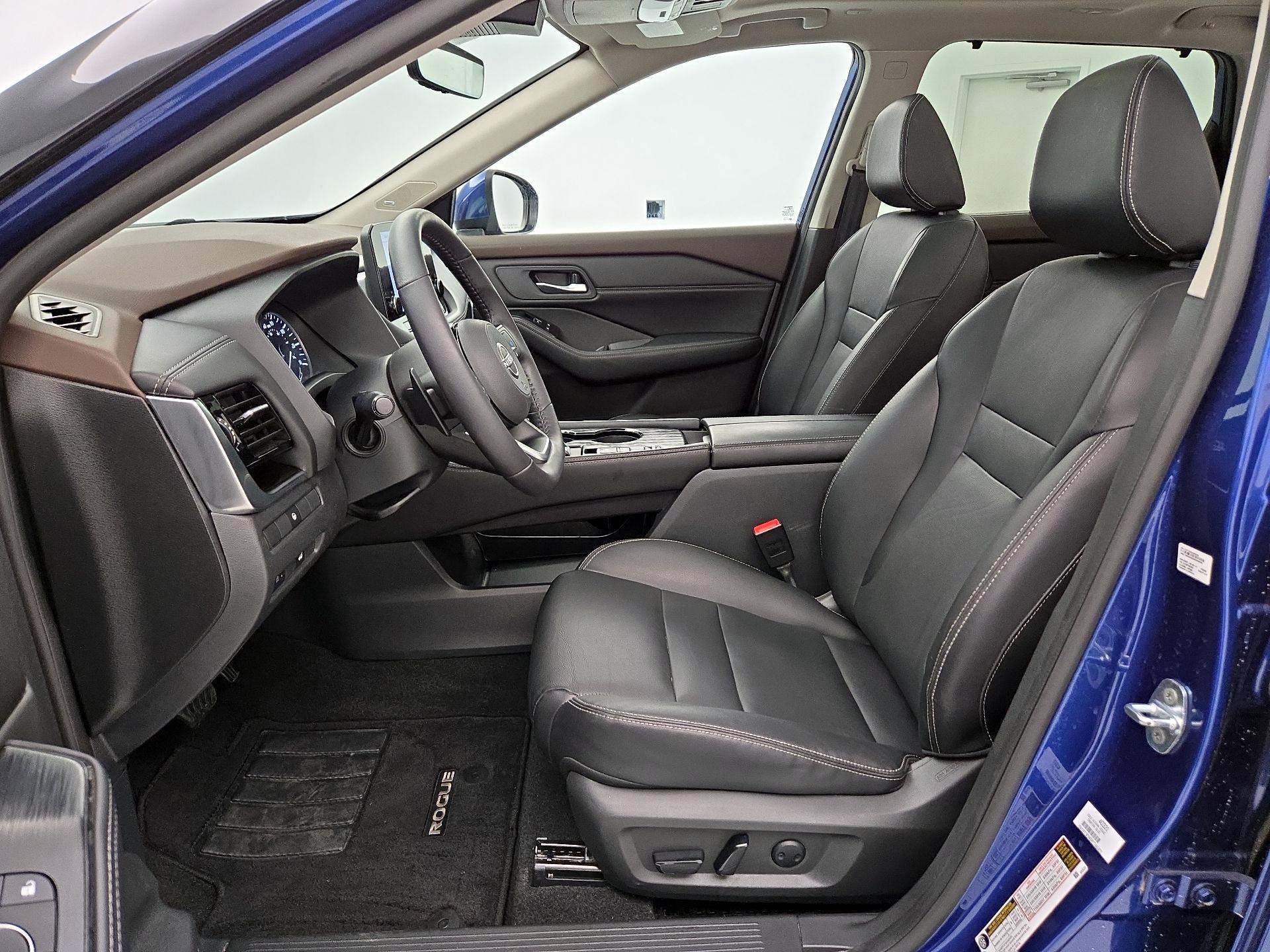 Thumbnail: 2023 Nissan Rogue - 11