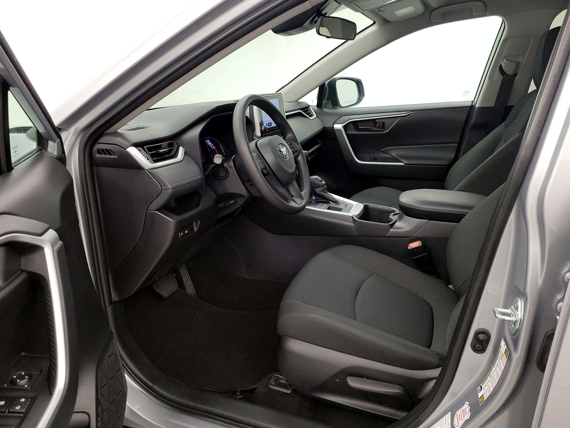 Thumbnail: 2025 Toyota RAV4 - 11