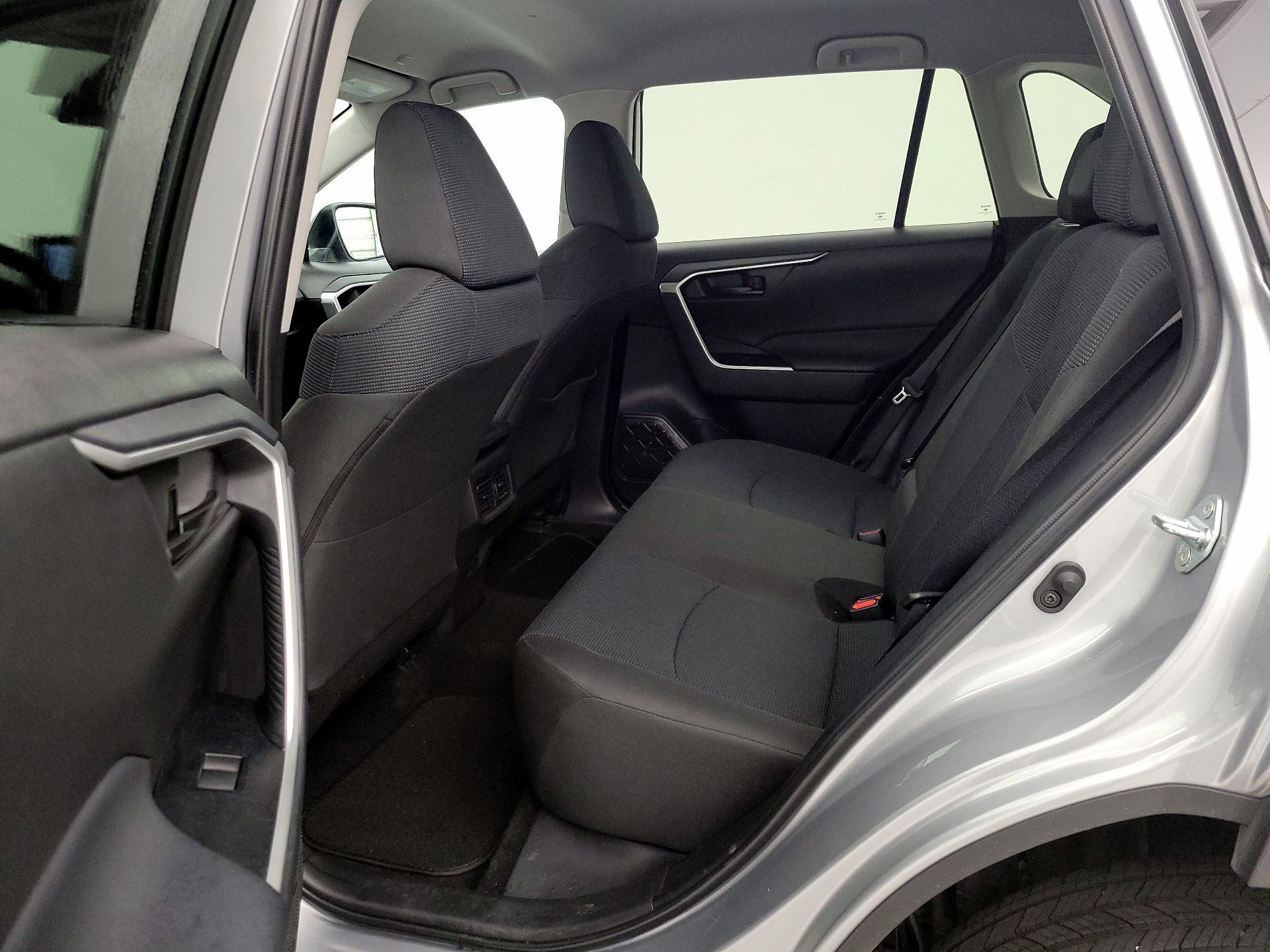 Thumbnail: 2025 Toyota RAV4 - 18