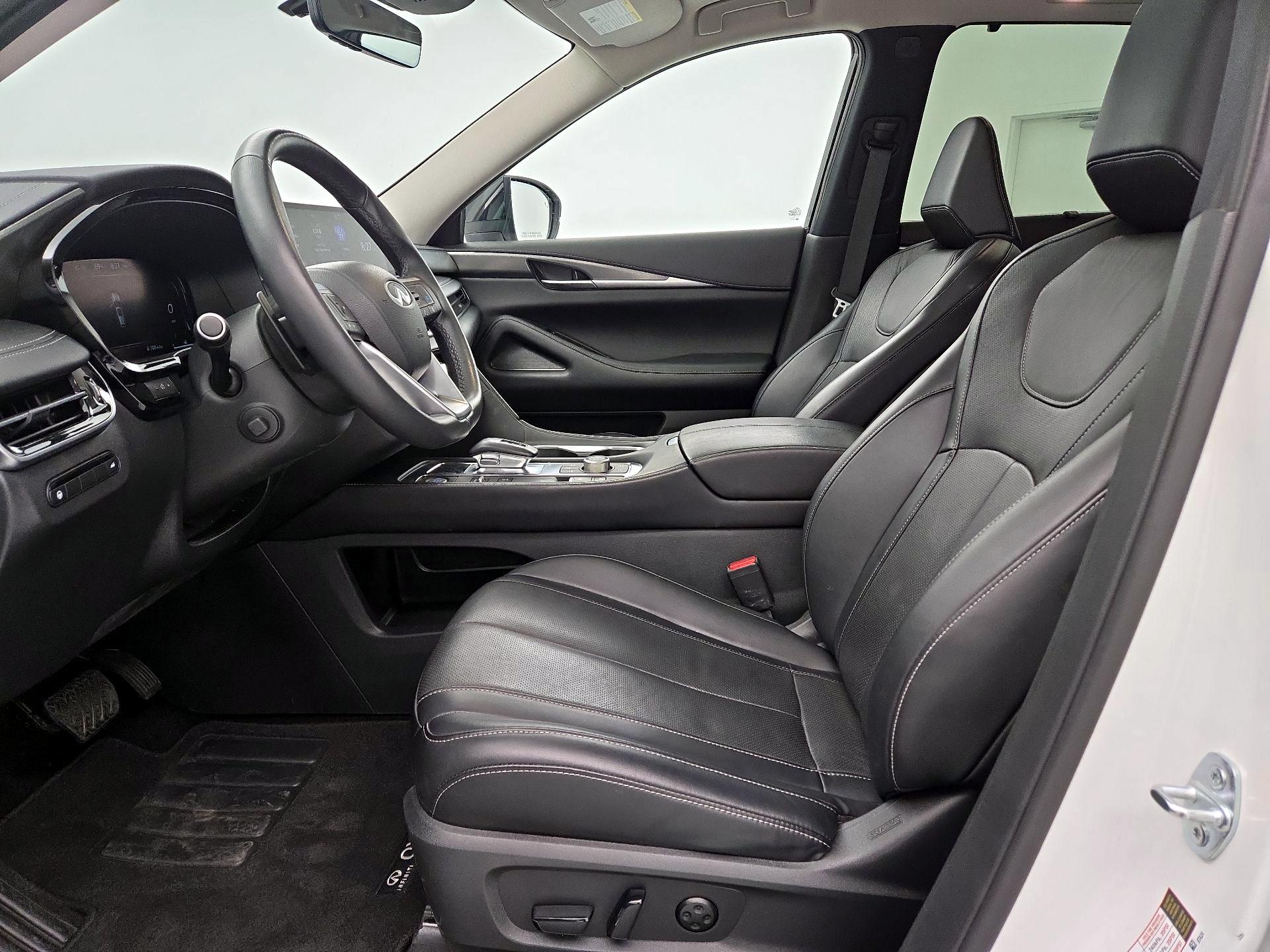 Thumbnail: 2023 INFINITI QX60 - 11