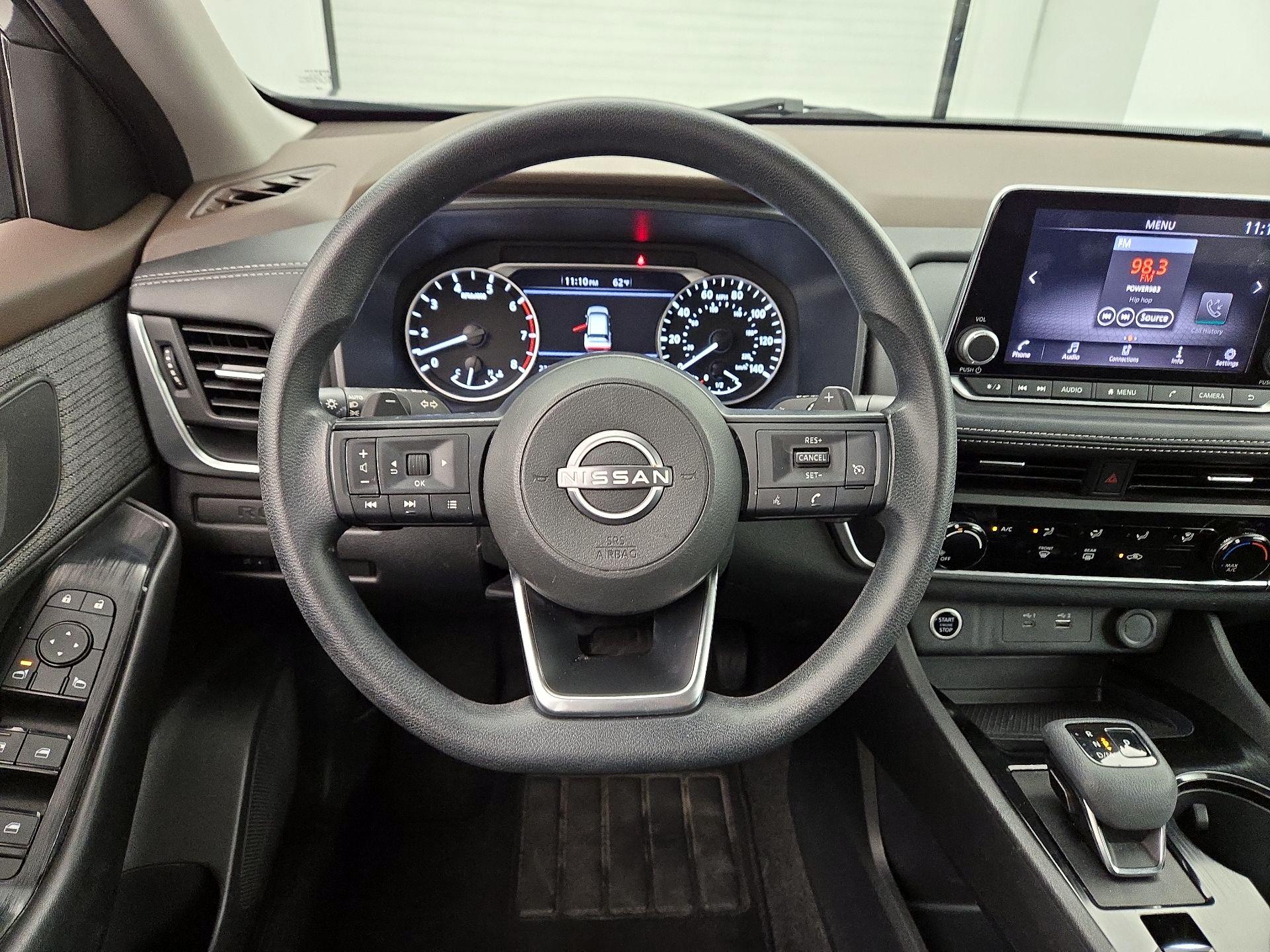 Thumbnail: 2023 Nissan Rogue - 10