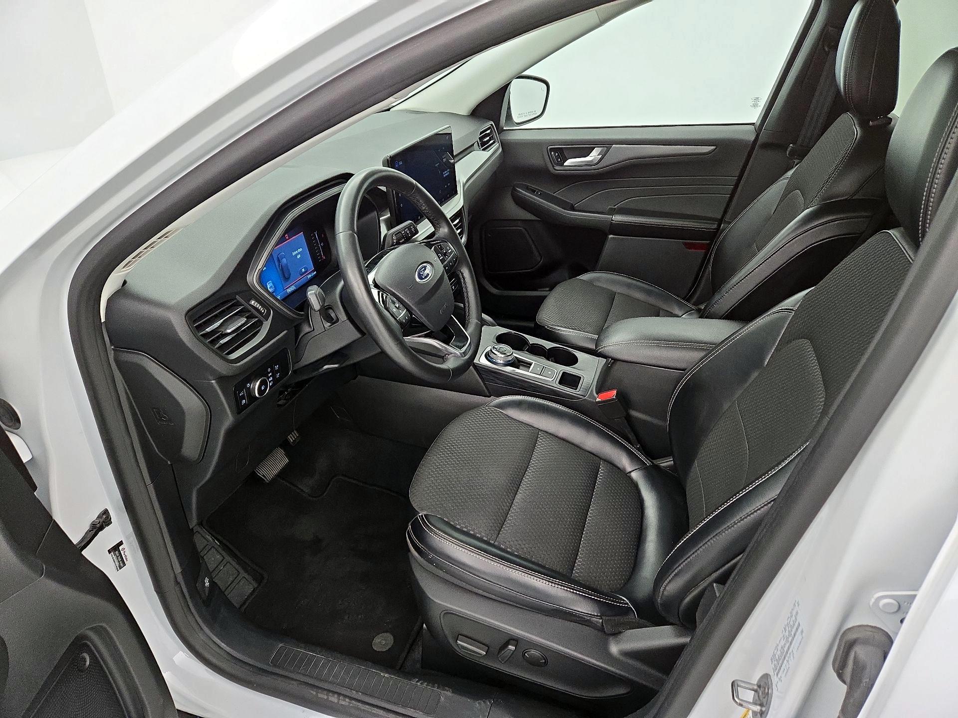 Thumbnail: 2023 Ford Escape - 11