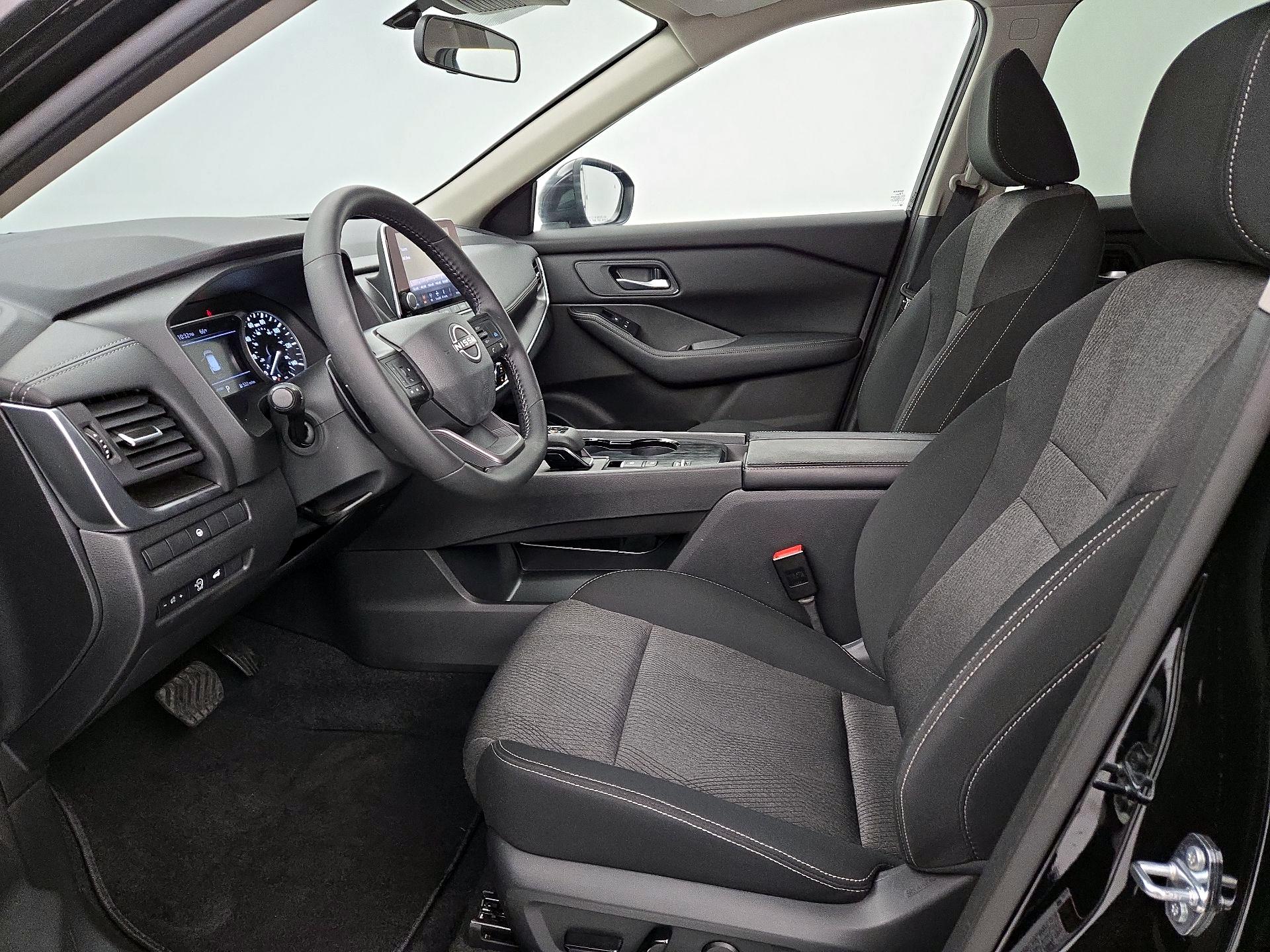 Thumbnail: 2025 Nissan Rogue - 11