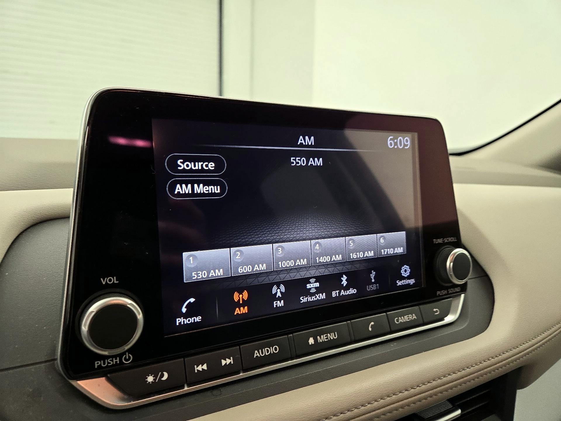 Thumbnail: 2023 Nissan Rogue - 15