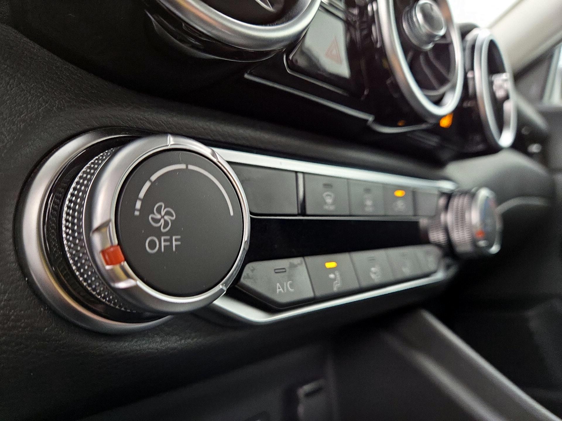 Thumbnail: 2025 Nissan Sentra - 16