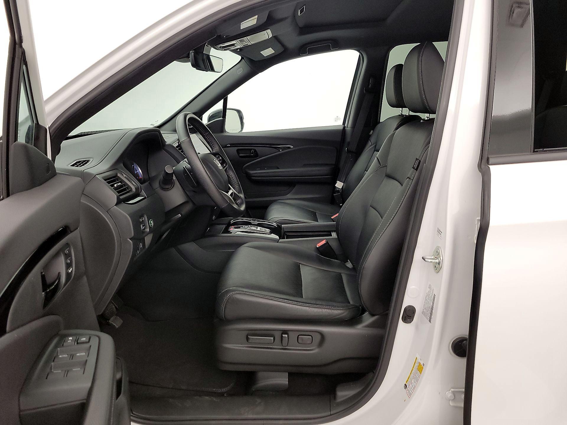 Thumbnail: 2023 Honda Passport - 11