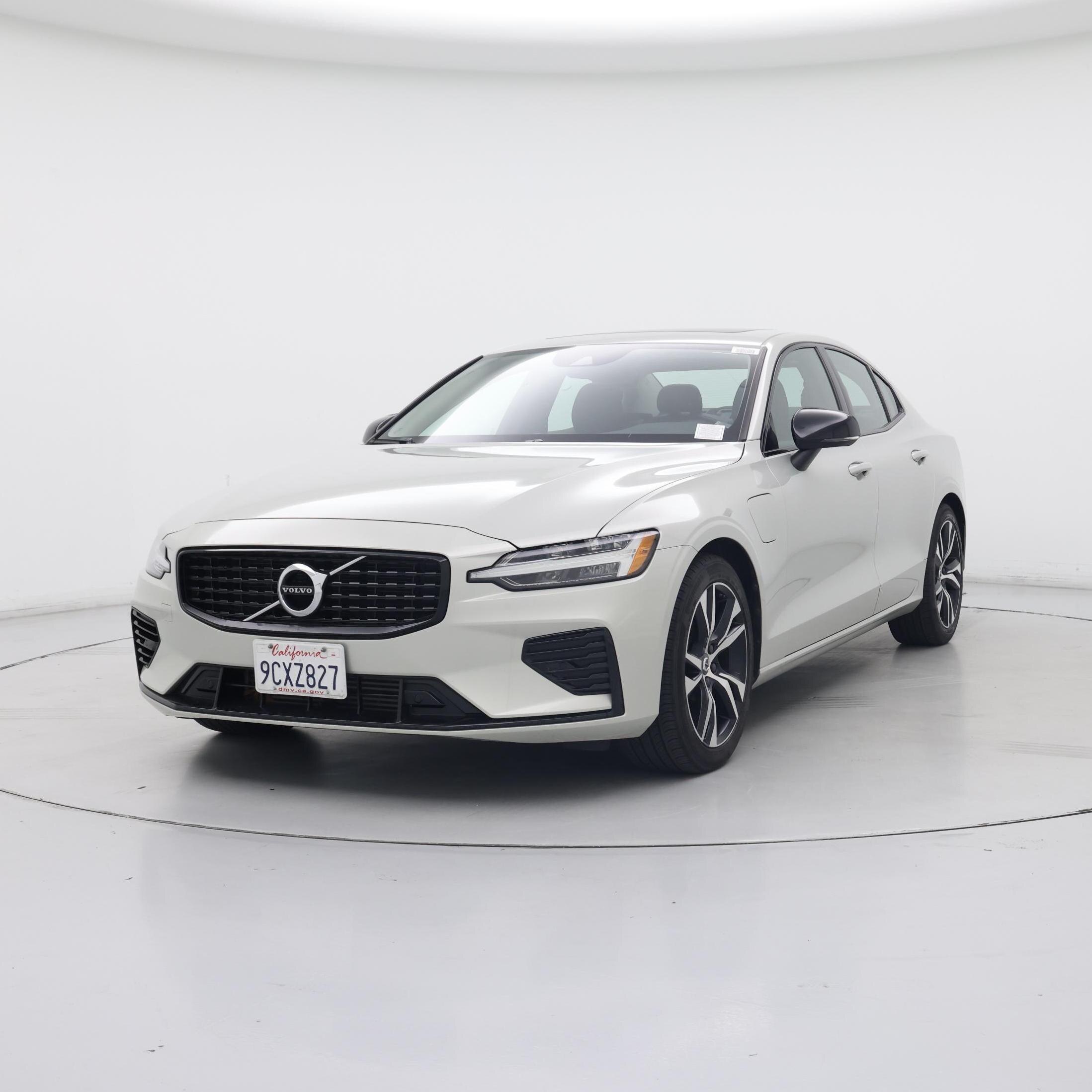 Thumbnail: 2022 Volvo S60 - 4