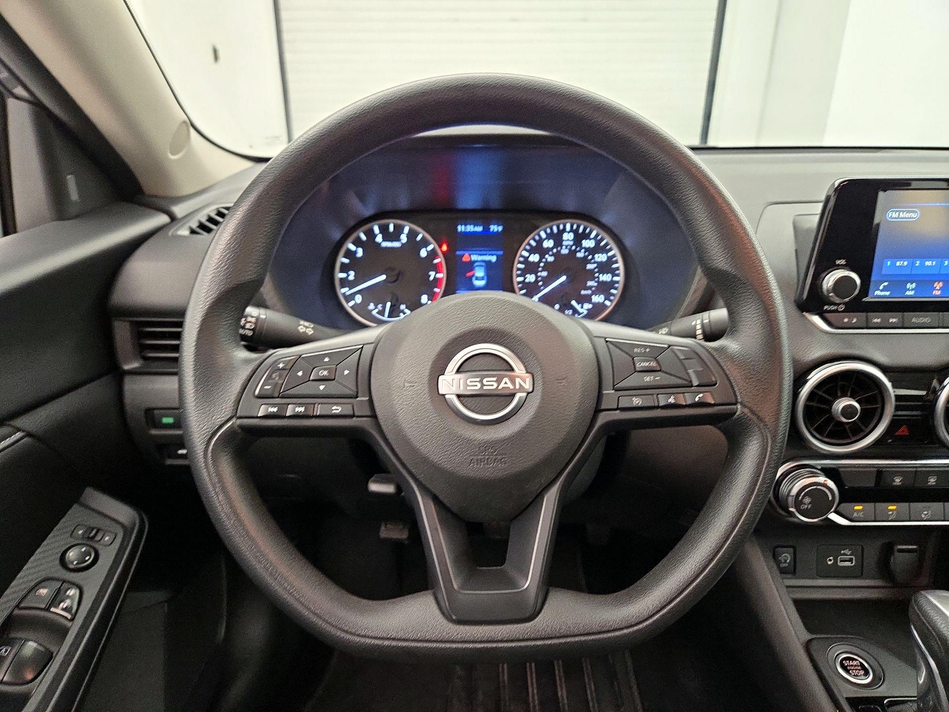 Thumbnail: 2024 Nissan Sentra - 10