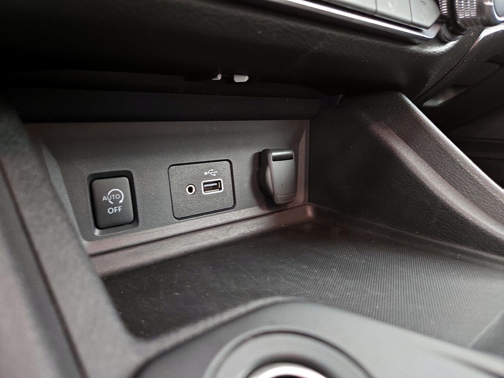 Thumbnail: 2024 Nissan Sentra - 18