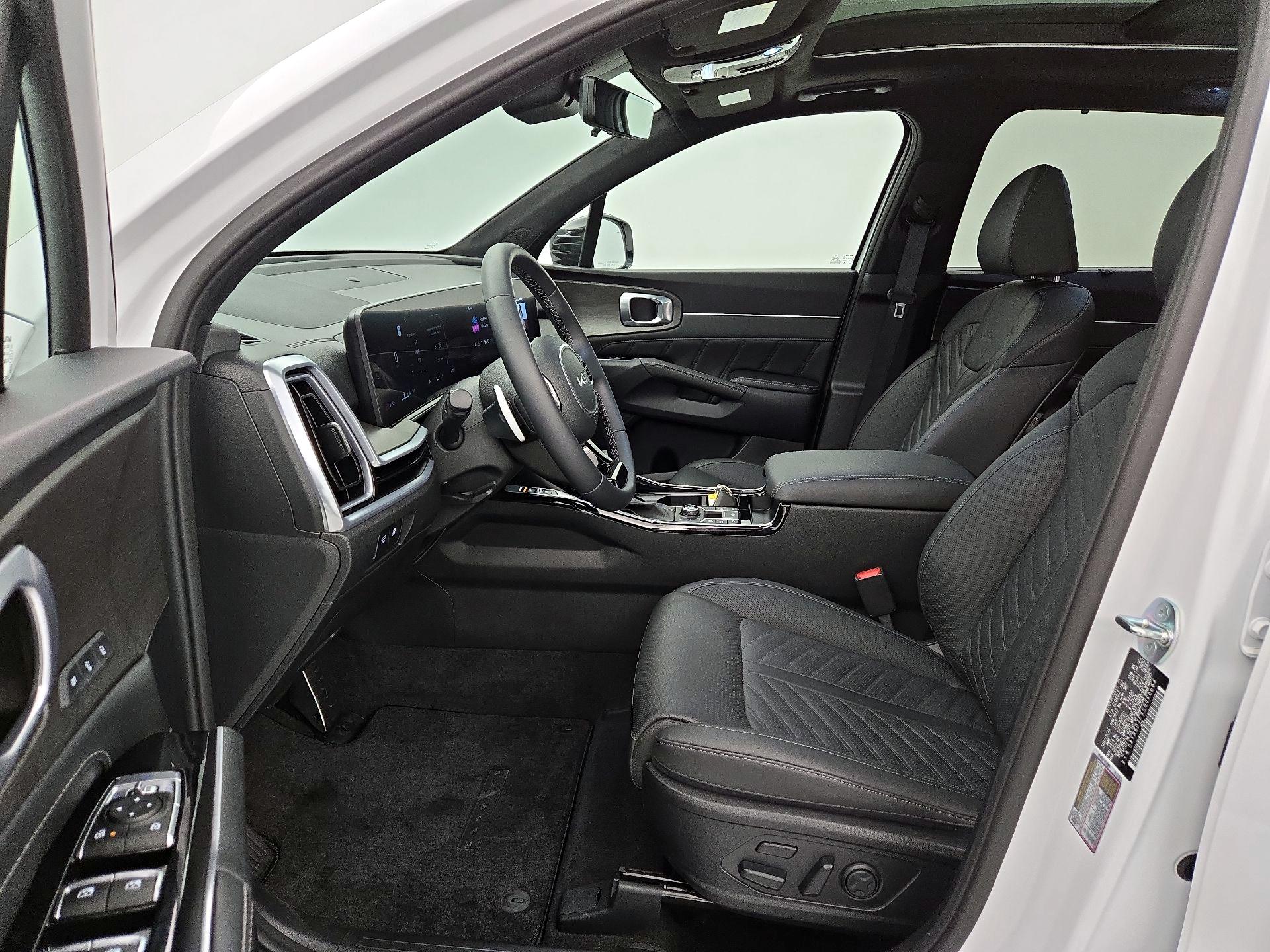 Thumbnail: 2025 Kia Sorento - 11