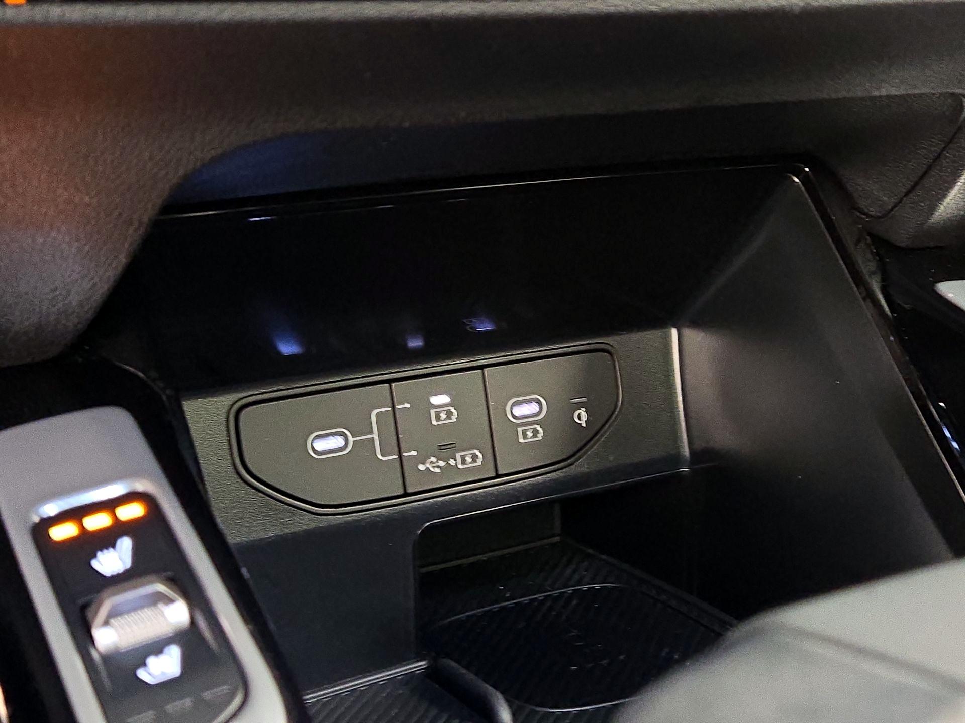 Thumbnail: 2025 Kia Sorento - 19