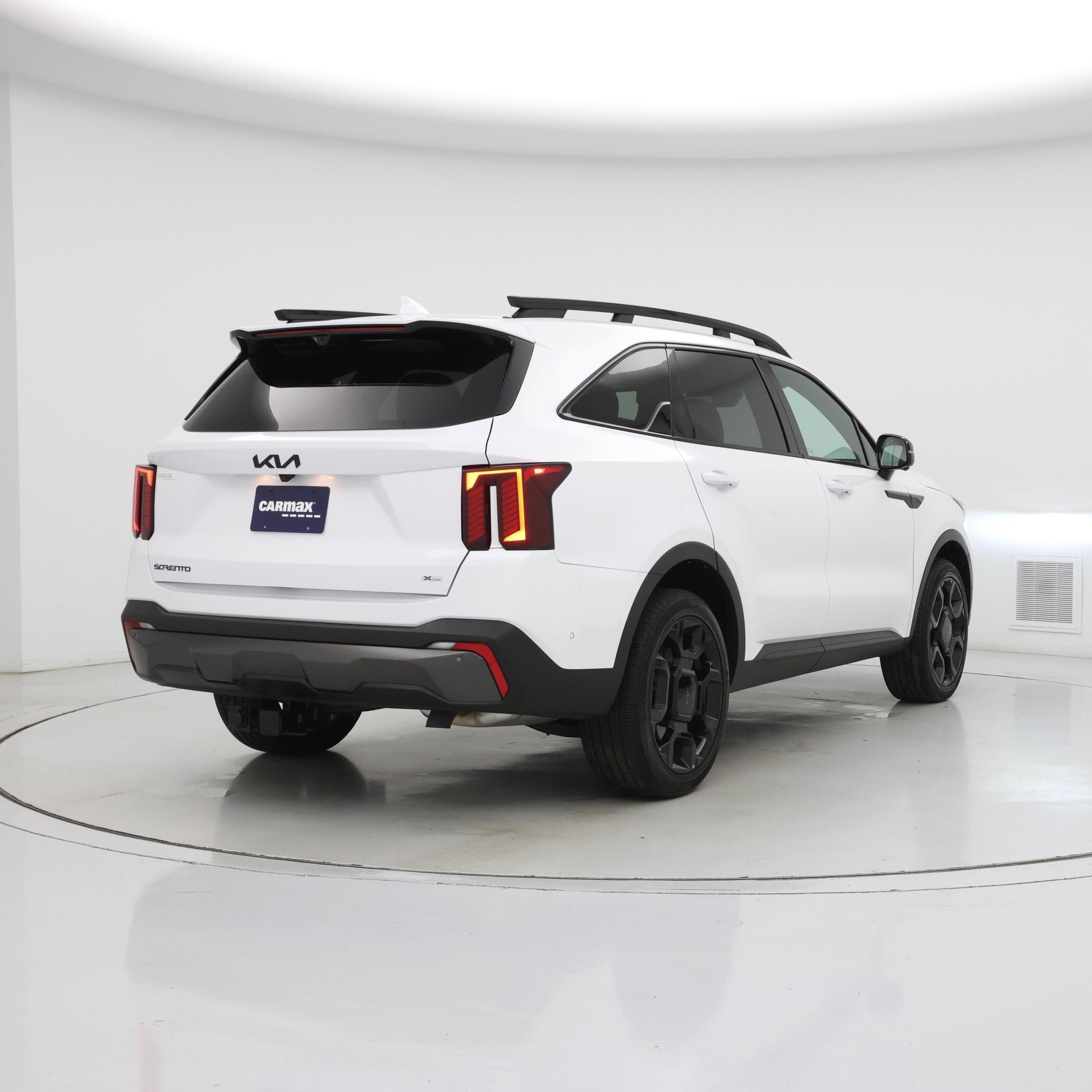 Thumbnail: 2025 Kia Sorento - 8